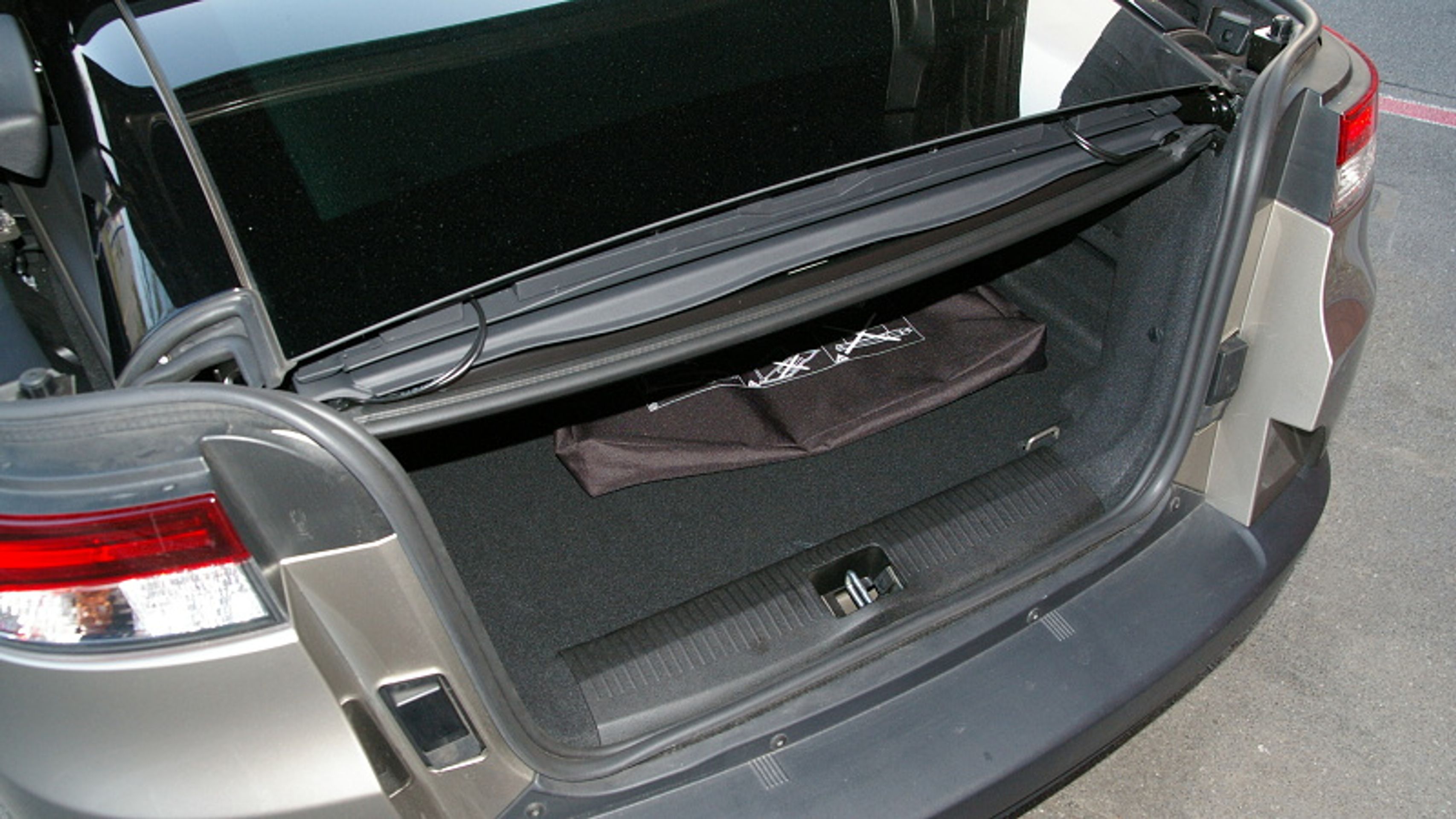 Renault Mégane CC - 7 - GALERIE Renault Mégane CC (7/8)