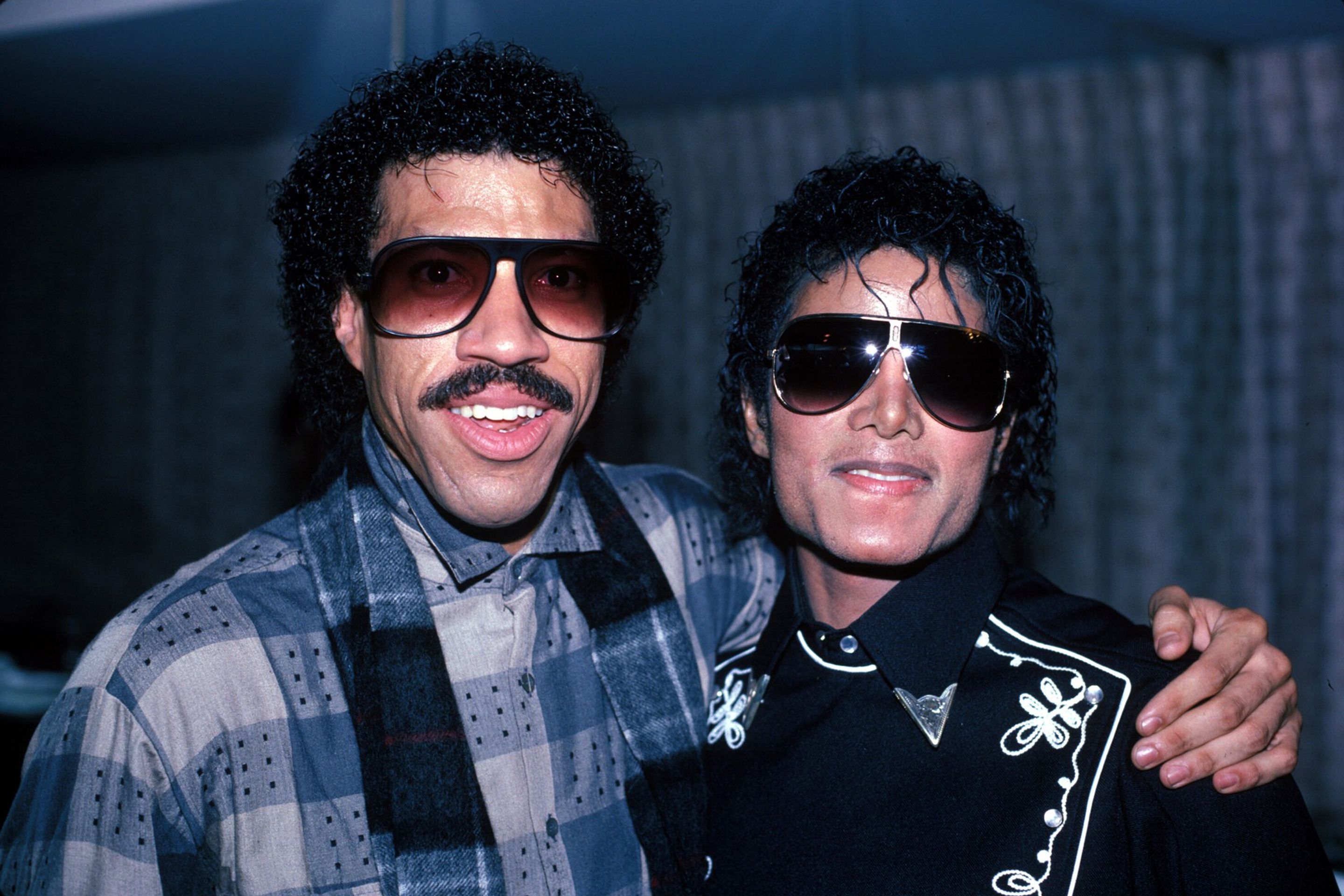 Lionel Richie a Michael Jackson, 30. 11. 1982 - Michael Jackson (9/11)