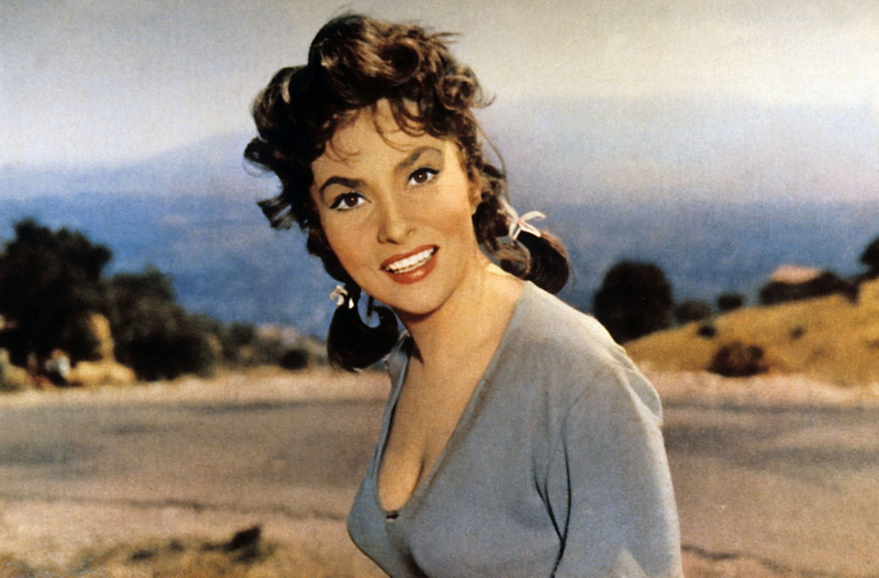 Gina Lollobrigida - Gina Lollobrigida (3/5)