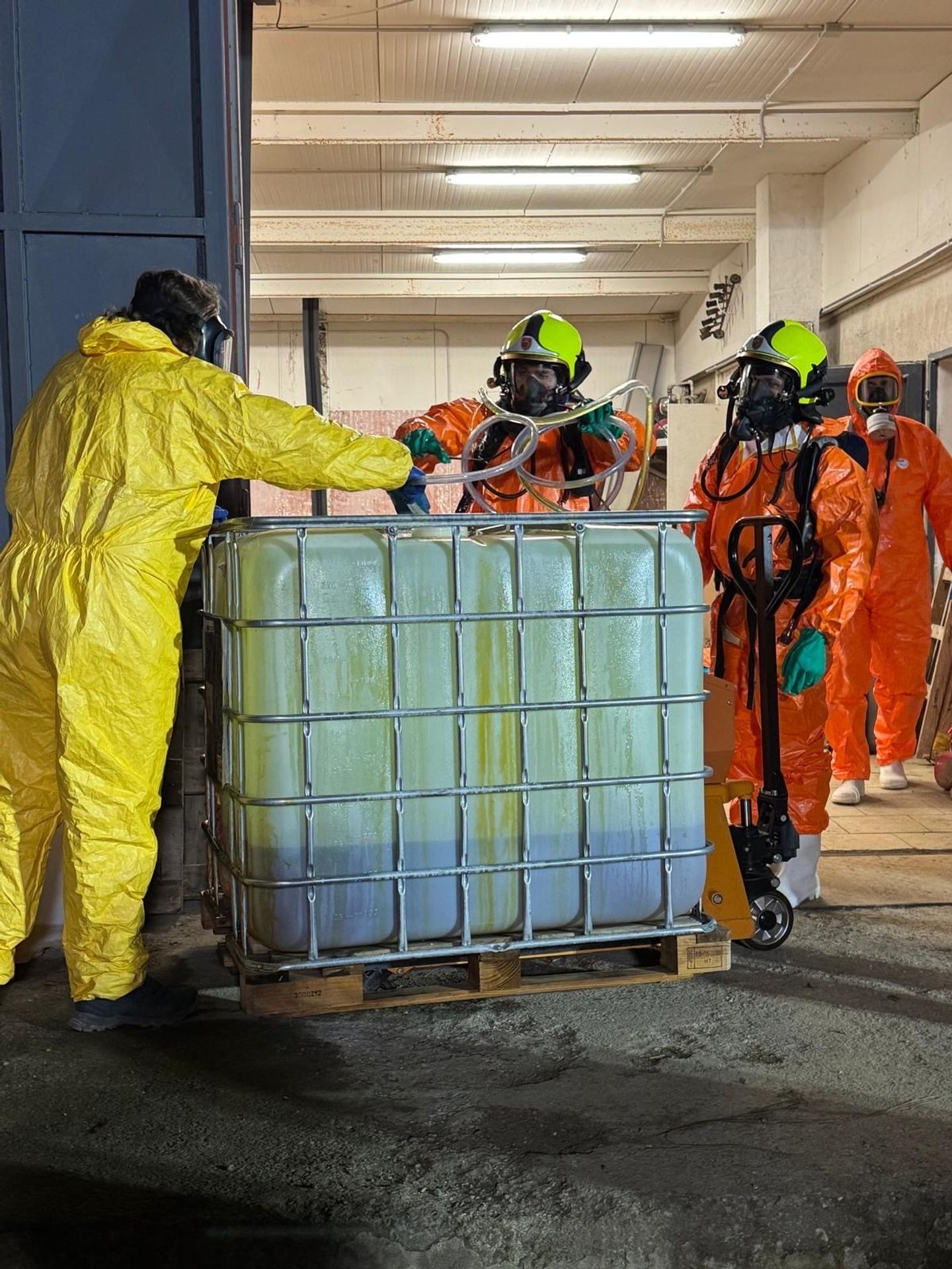 Laboratoř k výrobě klefedronu (1) - Laboratoř k výrobě klefedronu (13/13)