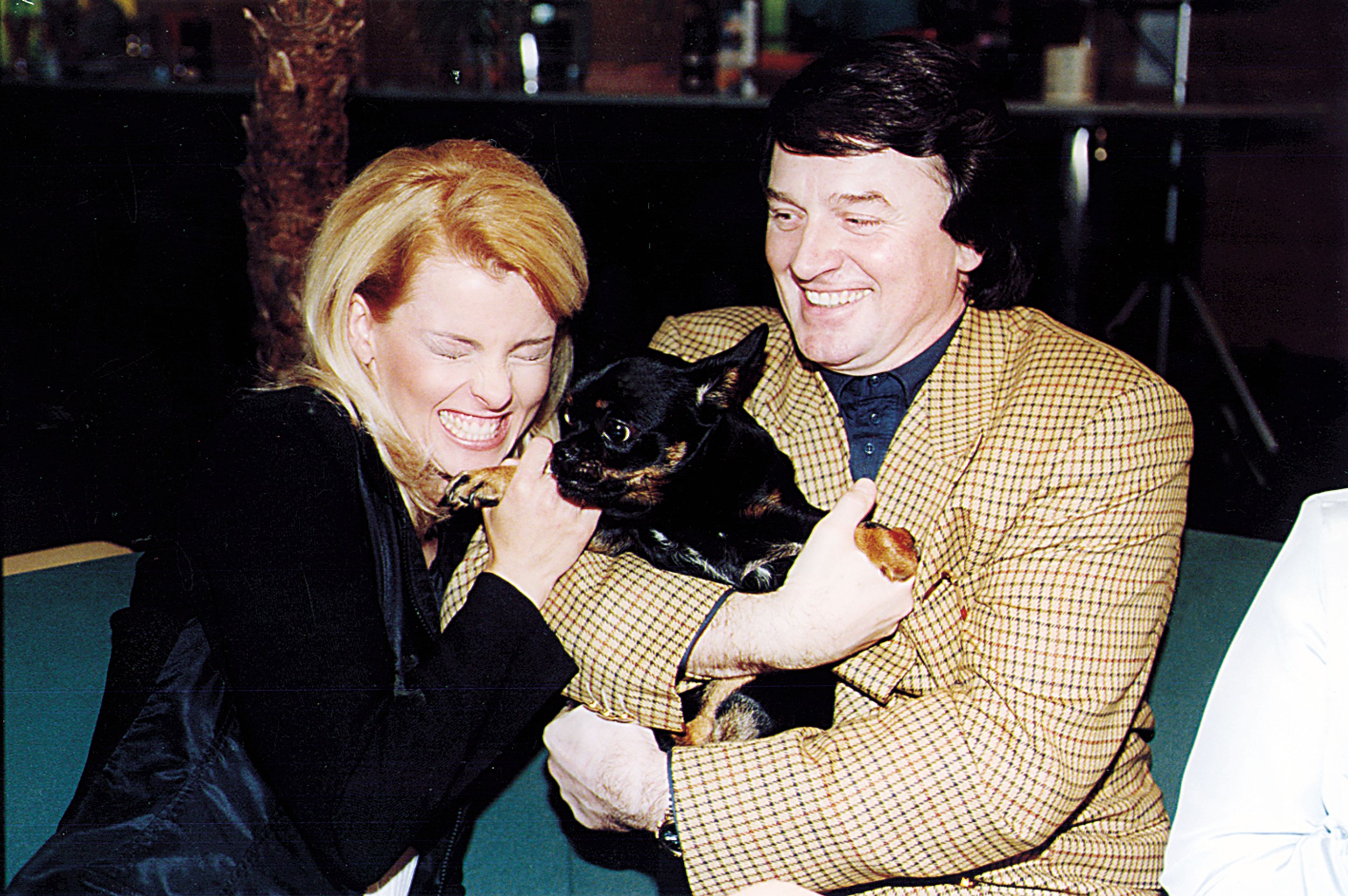 Vlastimil Harapes a Iveta Bartošová, 6. 4. 1998 - Vlastimil Harapes (3/13)