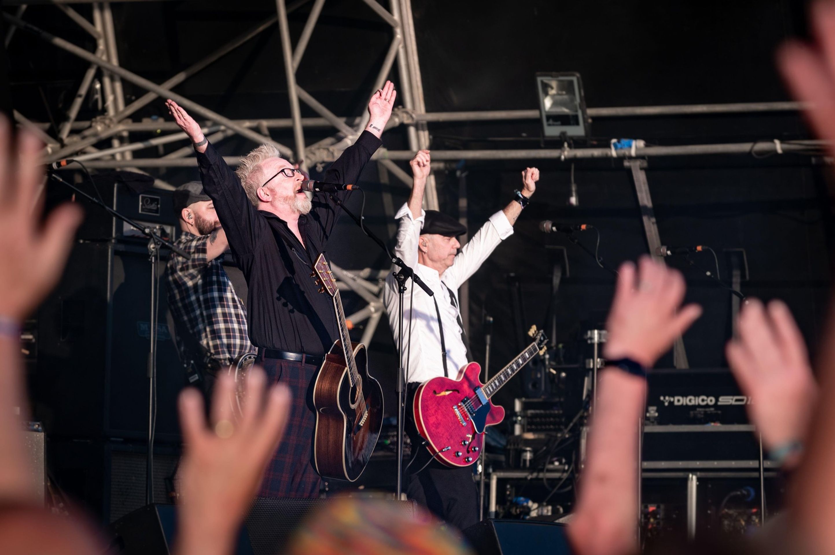 Flogging Molly, 26. 5. 2023 Bearded Theory Festival v Anglii - Flogging Molly (2/4)