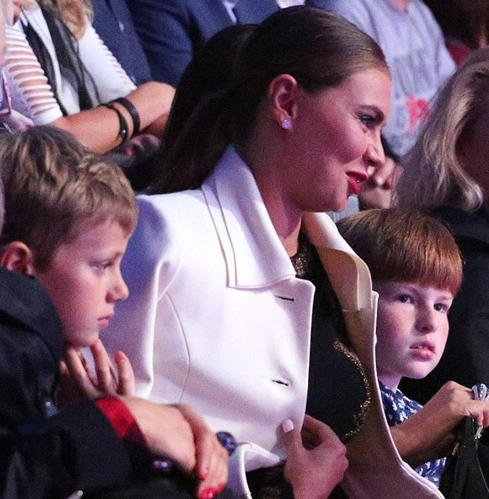 Дети кабаевой сколько у нее детей. Дети кабаевой сколько у нее детей. Дети кабаевой сколько у нее детей. Дети кабаевой сколько у нее детей. Сын алины кабаевой 2023.