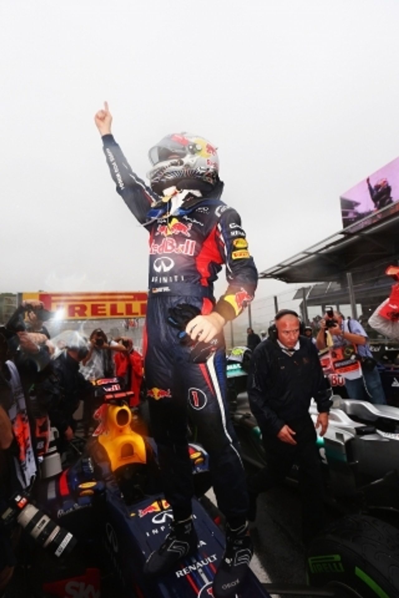 Sebastian Vettel slaví třetí titul mistra světa F1 - 4 - GALERIE: Sebastian Vettel slaví třetí titul mistra světa F1 (7/9)
