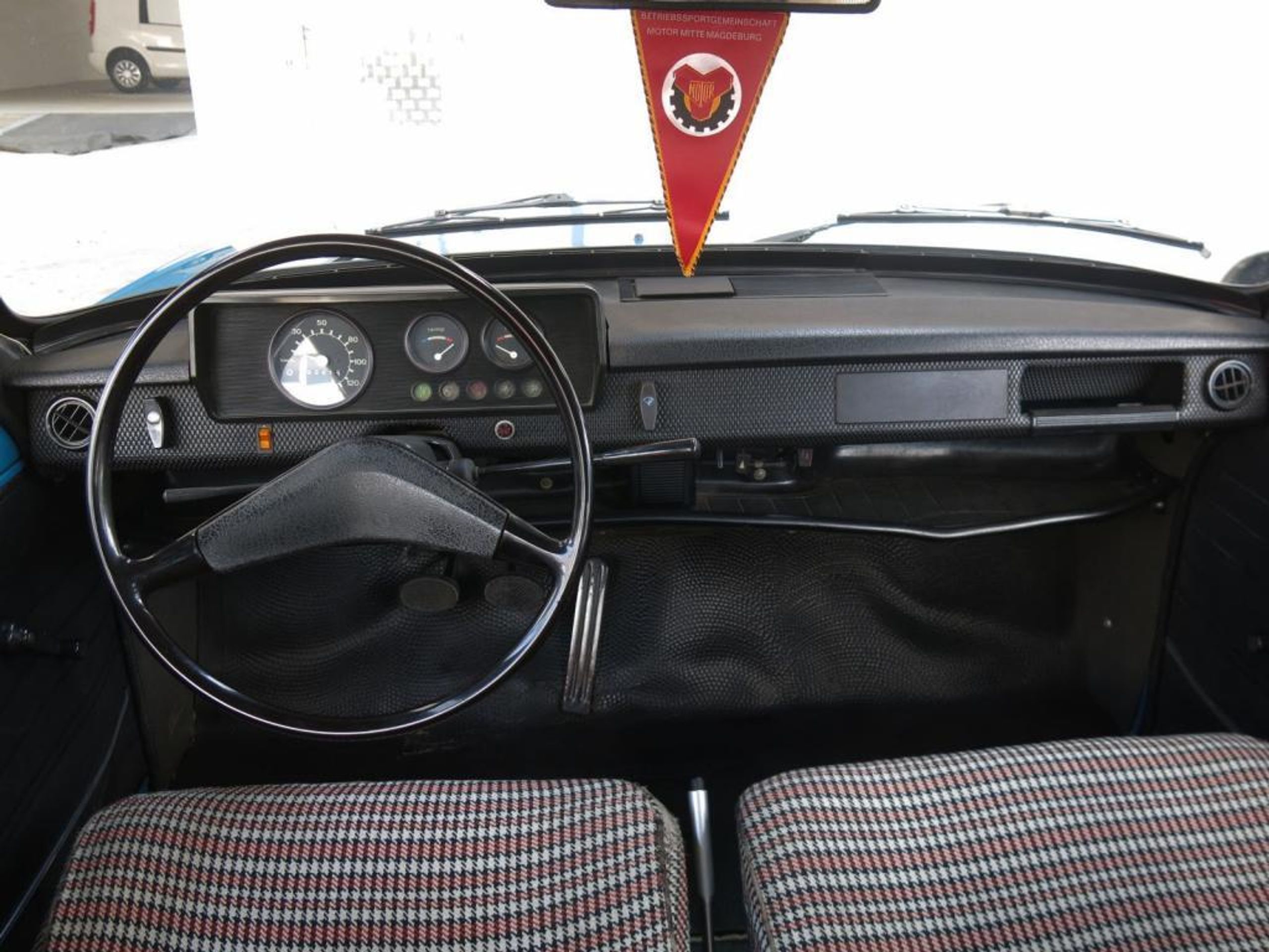 Wartburg 353 z roku 1974 - 10 - Fotogalerie: Wartburg 353 z roku 1974 (4/9)