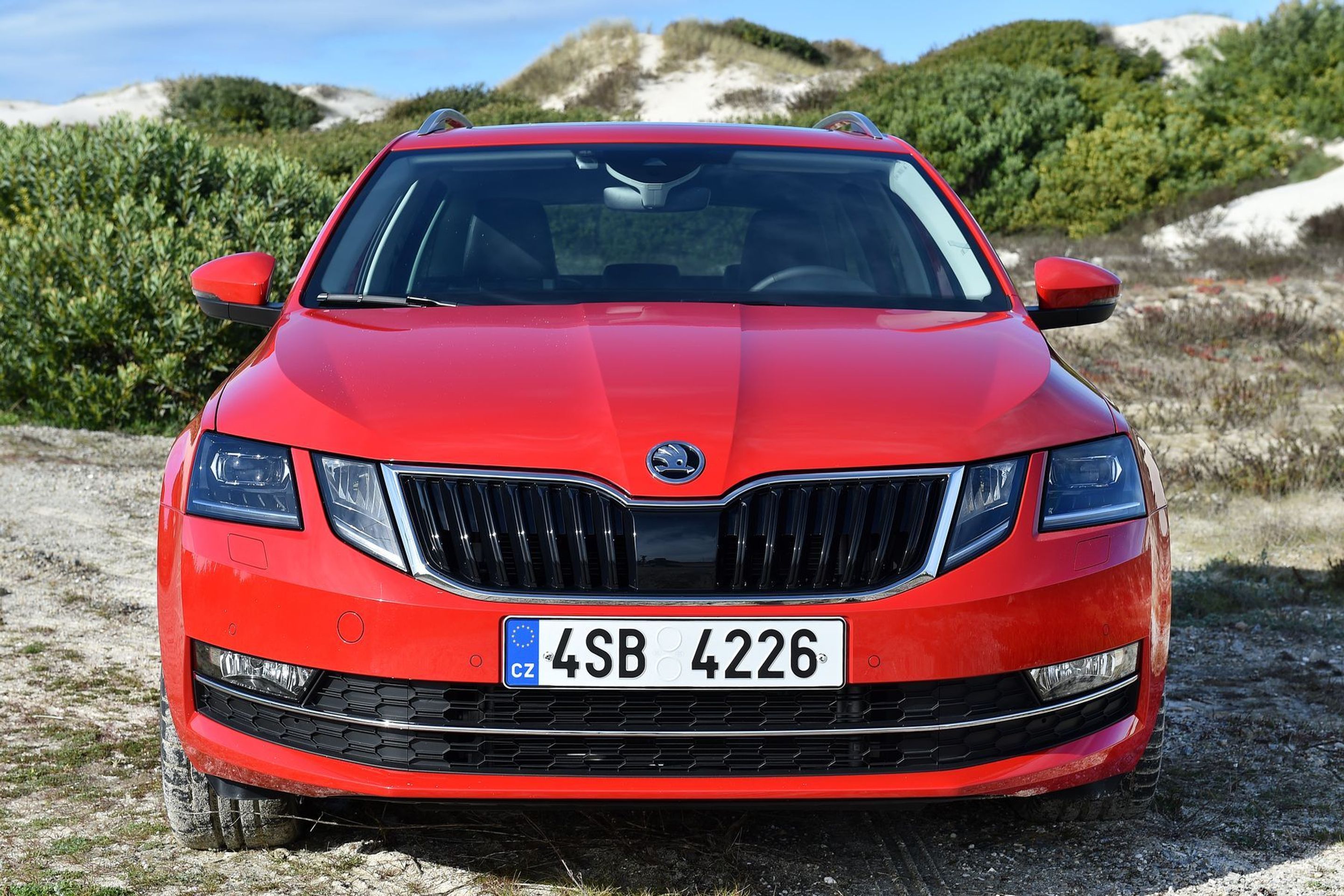 9. místo: Škoda Octavia (benzín). Skóre: 95,5 % Nejčastější problém: Převodovka/spojka. - GALERIE: Škoda Octavia Combi (6/14)