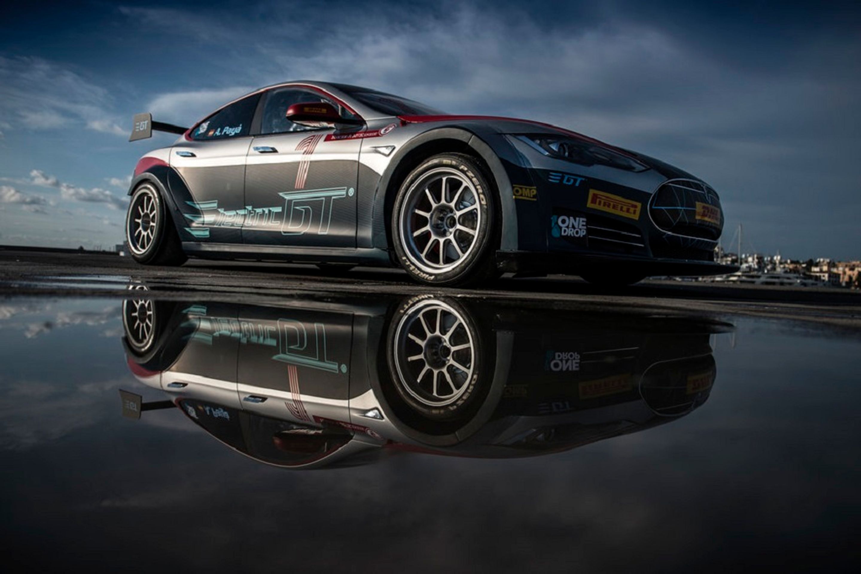 Tesla - 16 - GALERIE: Tesla S Electric GT (8/11)