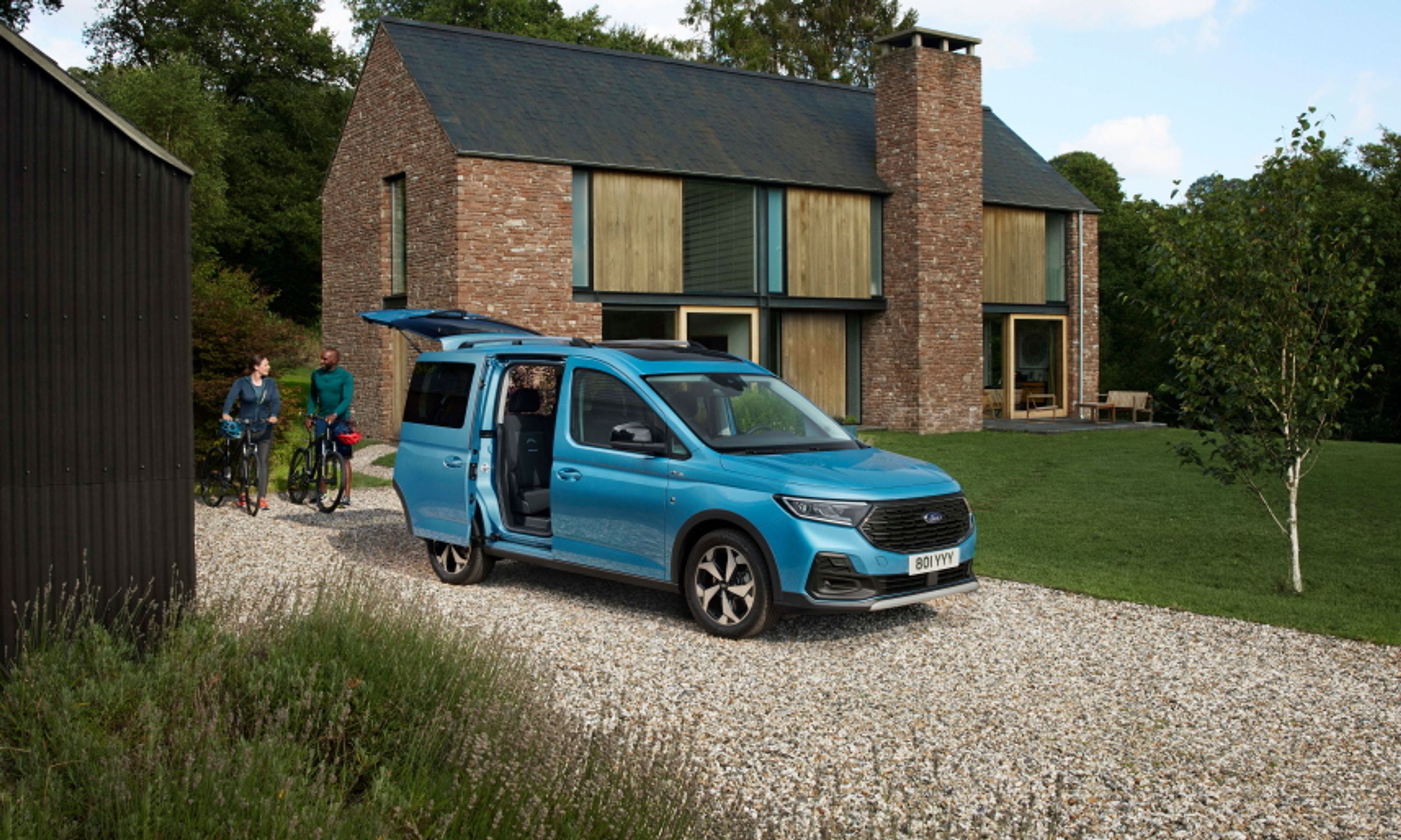 Ford Tourneo Connect - Z nového Fordu Tourneo je všestranné auto pro rodinu (2/13)