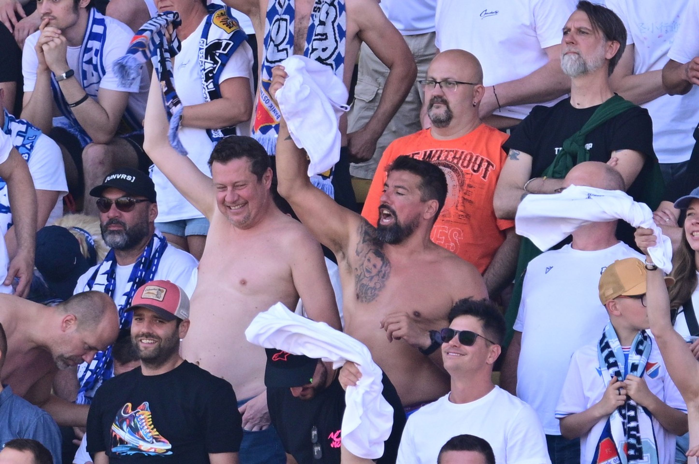 Milan Baroš v kotli Baníku - Baníku na Julisce fandili i Milan Baroš a Richard Krajčo (1/5)