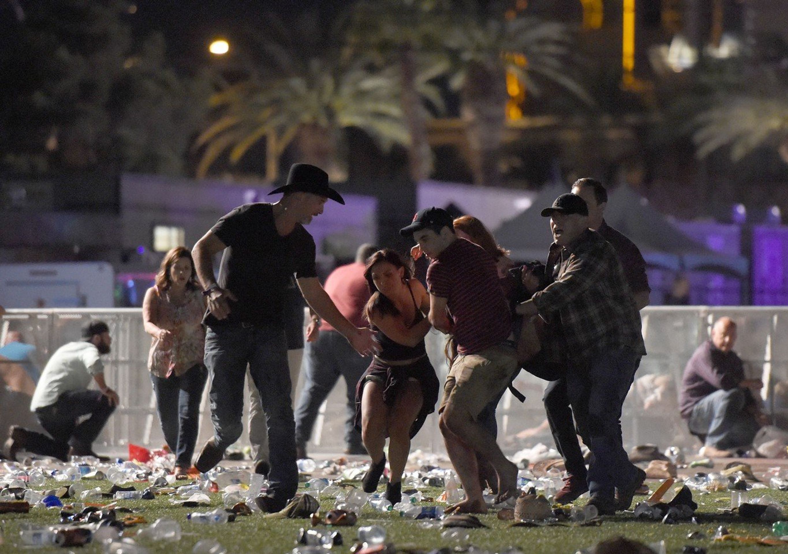 Střelba v Las Vegas - 3 - GALERIE: Střelba v Las Vegas (5/5)