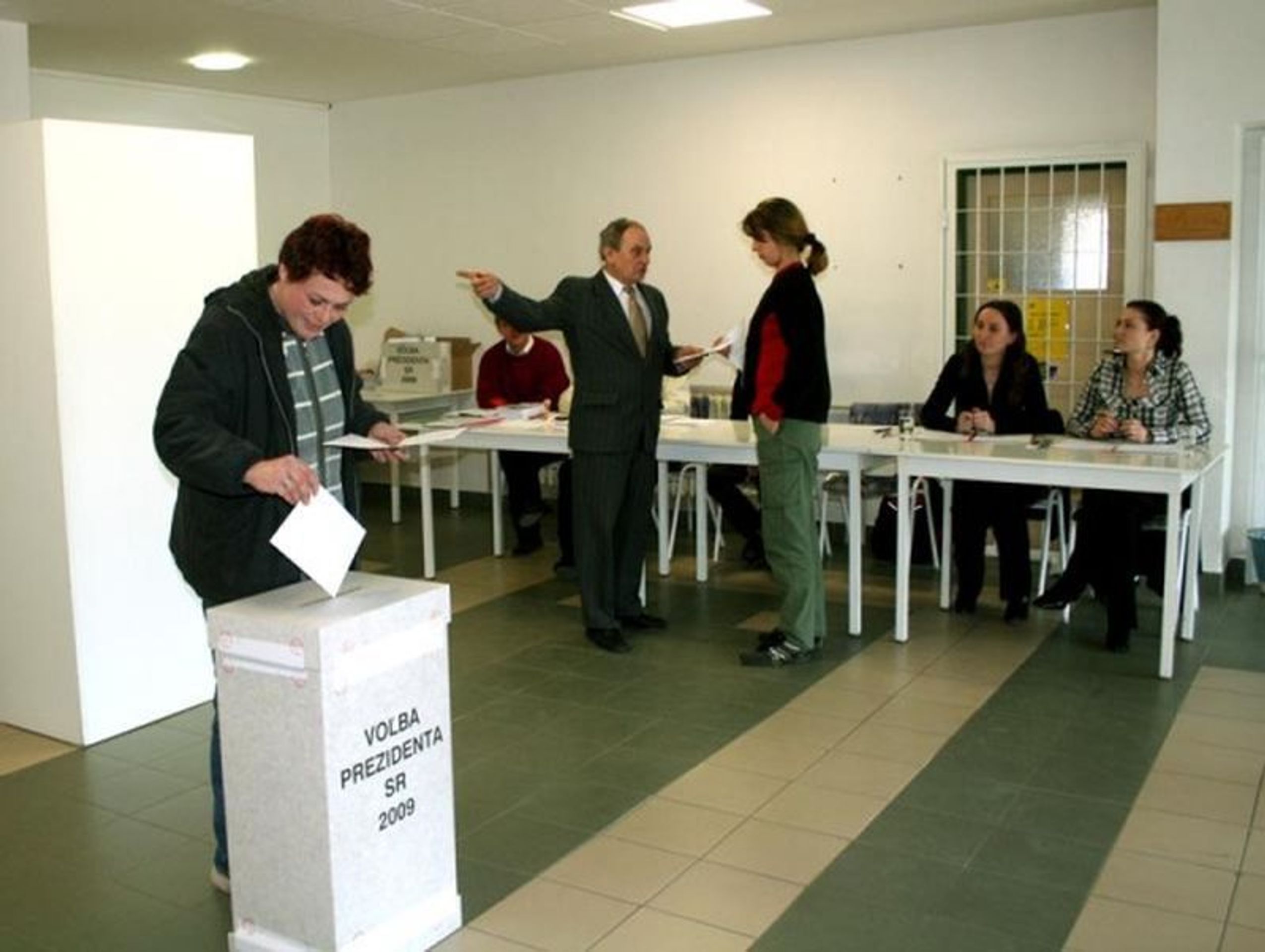 Volby na Slovensku - FOTOGALERIE: Volby na Slovensku (1/10)