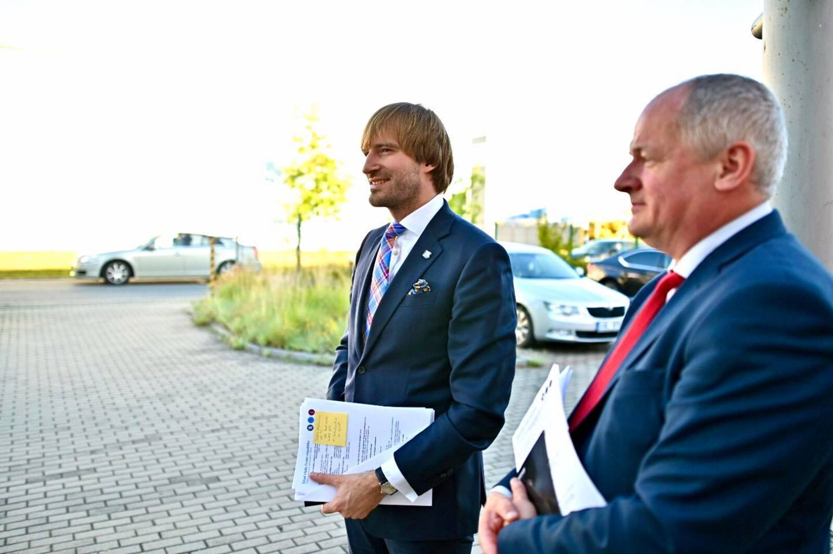 Babiš, Vojtěch a Prymula se byli podívat na nový způsob testování - 1 - GALERIE: Testovací stroj na koronavirus (3/5)