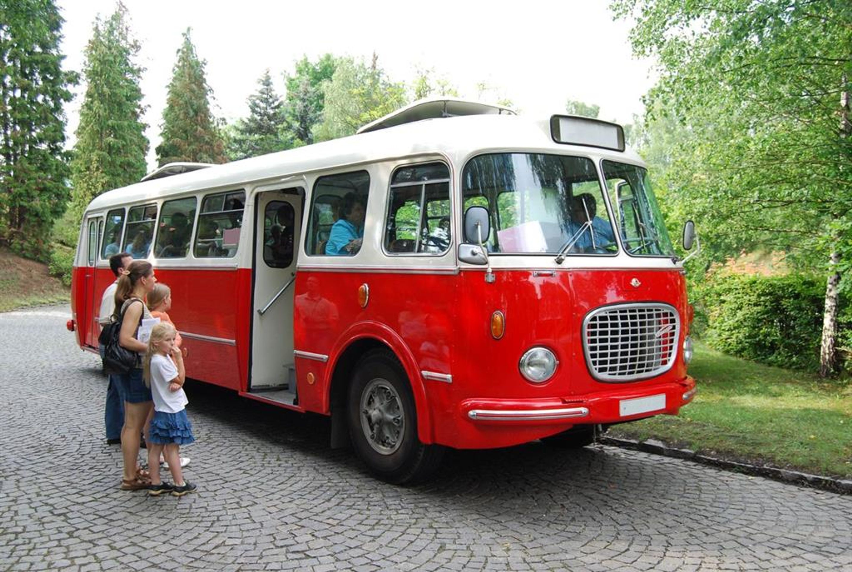 Autobus ŠKODA 706 RTO - GALERIE: Plzeňské historické vozy (6/7)