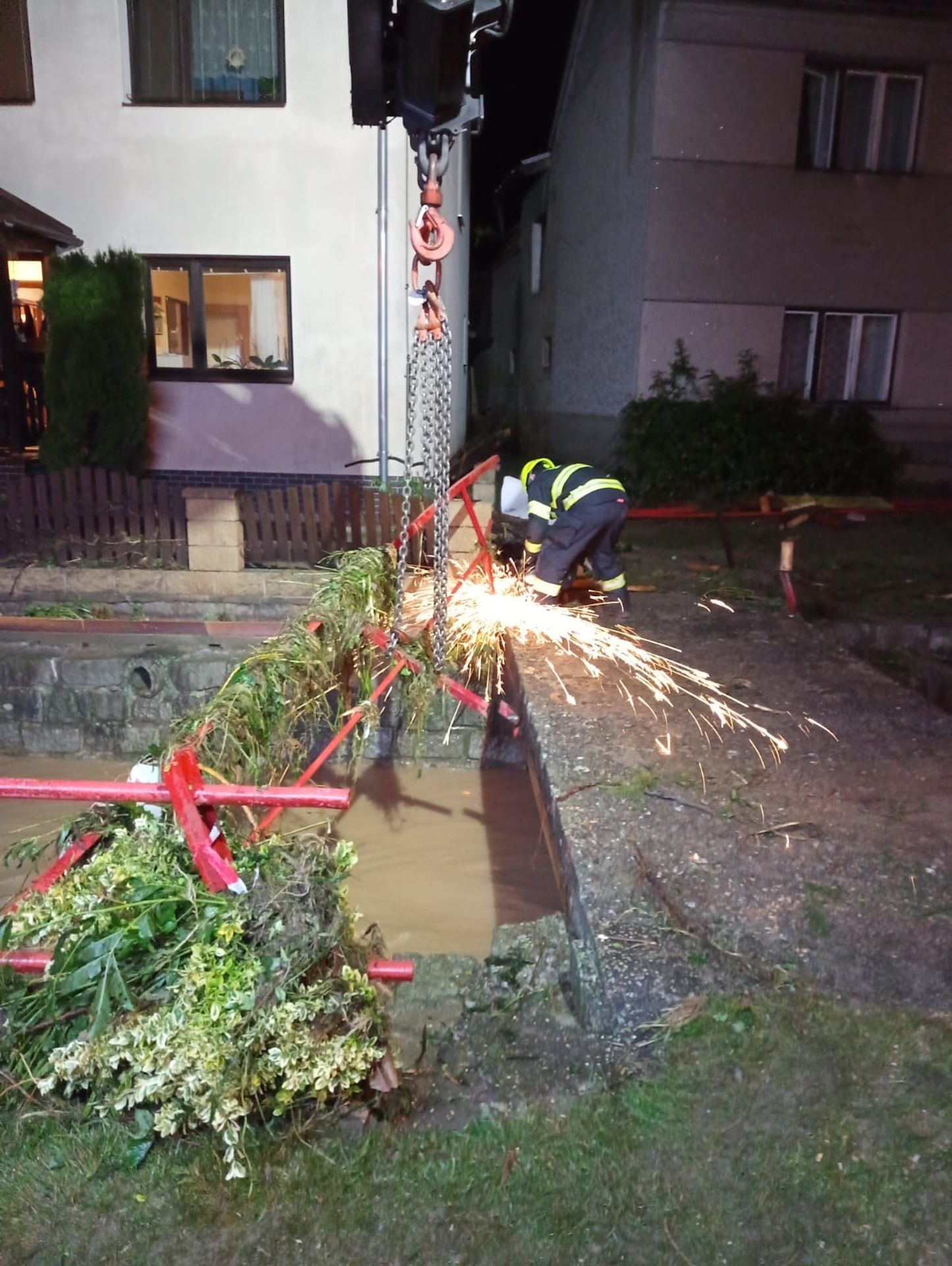 Bouře a bleskové povodně v Olomouckém kraji (8) - Českem se ženou prudké bouřky (10/23)