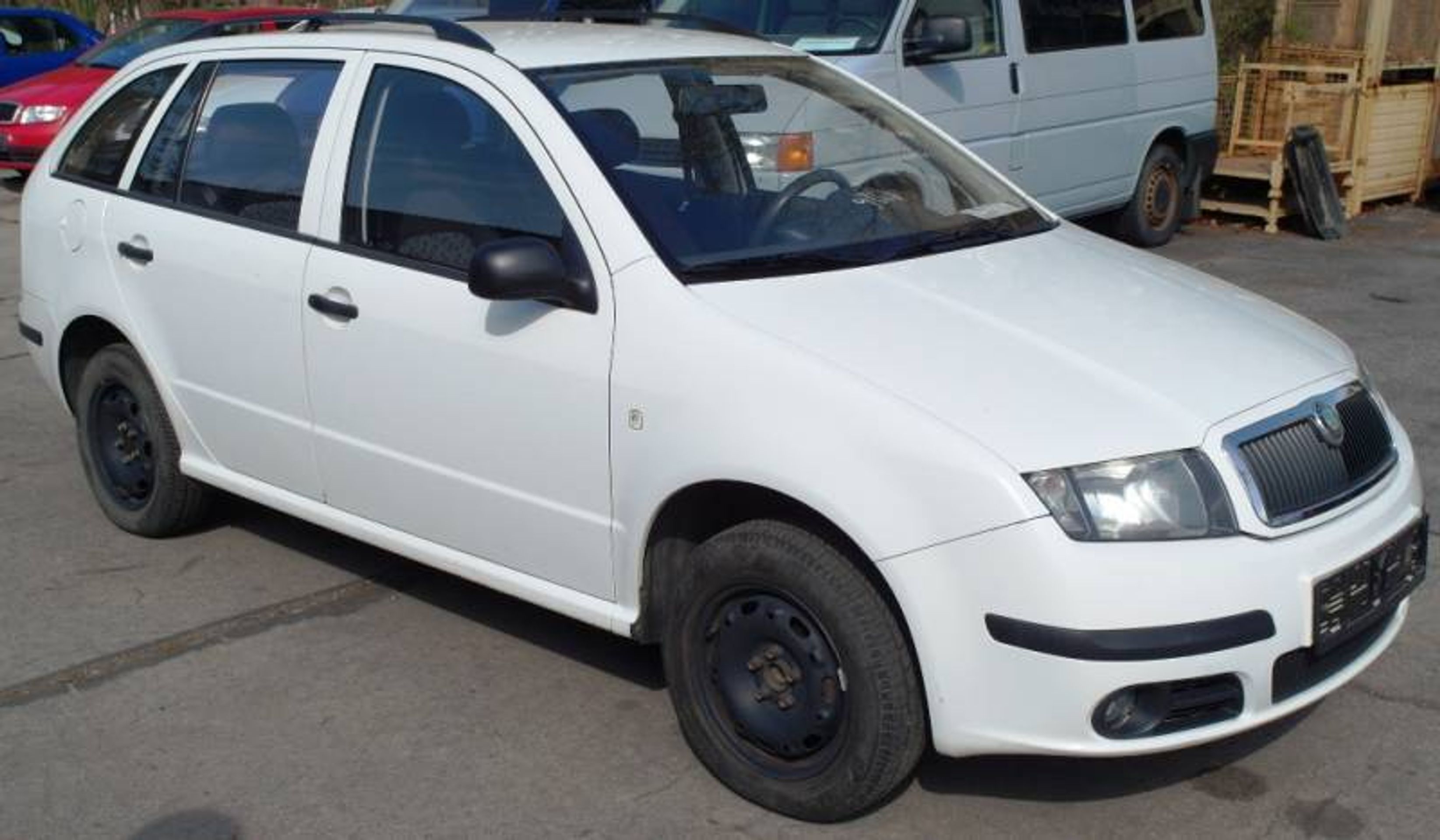 Škoda Fabia Kombi 1.4 2004 - Galerie: Prodej aut Ministerstva vnitra (5/11)