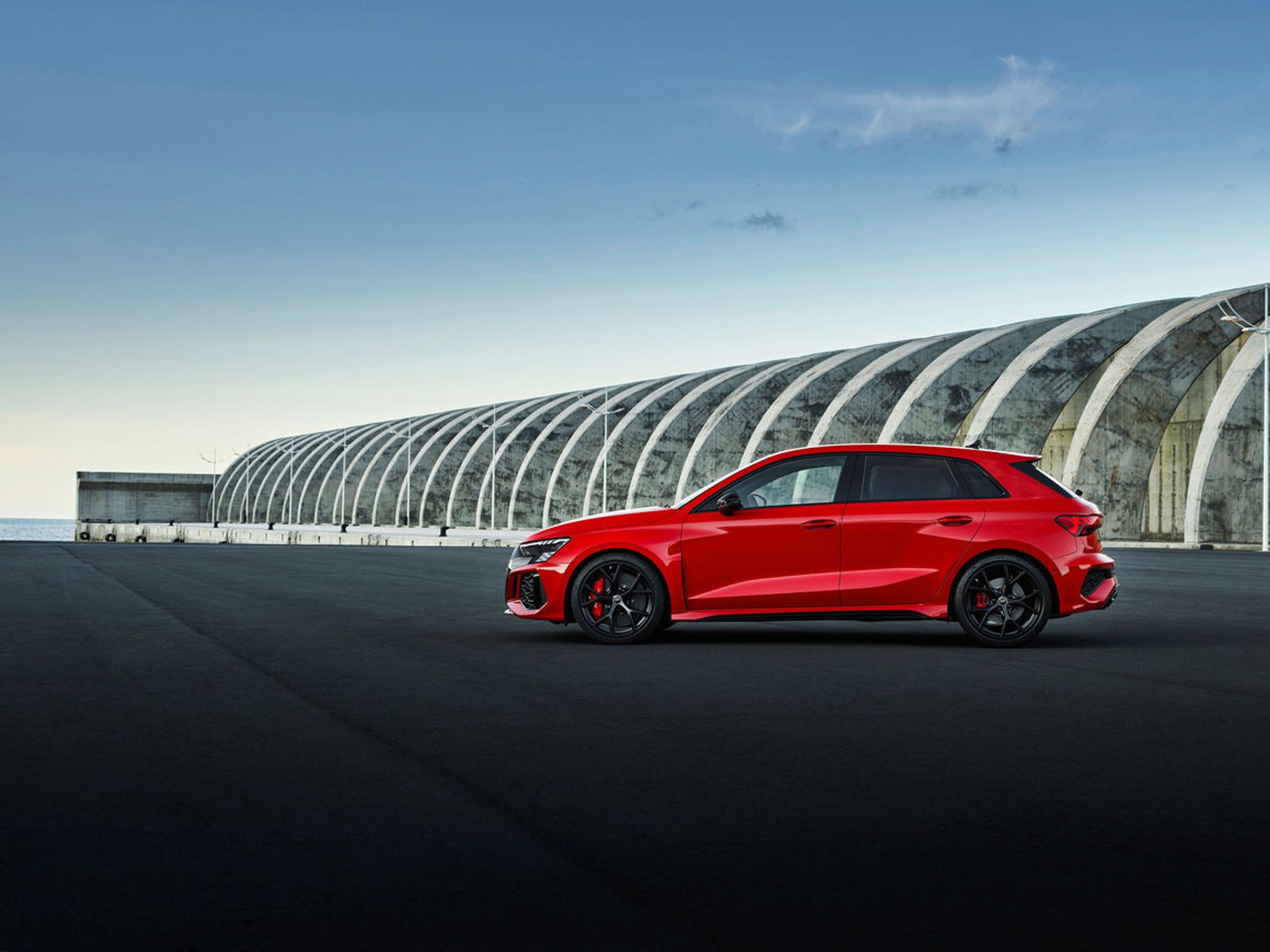 Audi RS 3 Sportback - 1 - GALERIE: Nové Audi RS 3 (4/9)