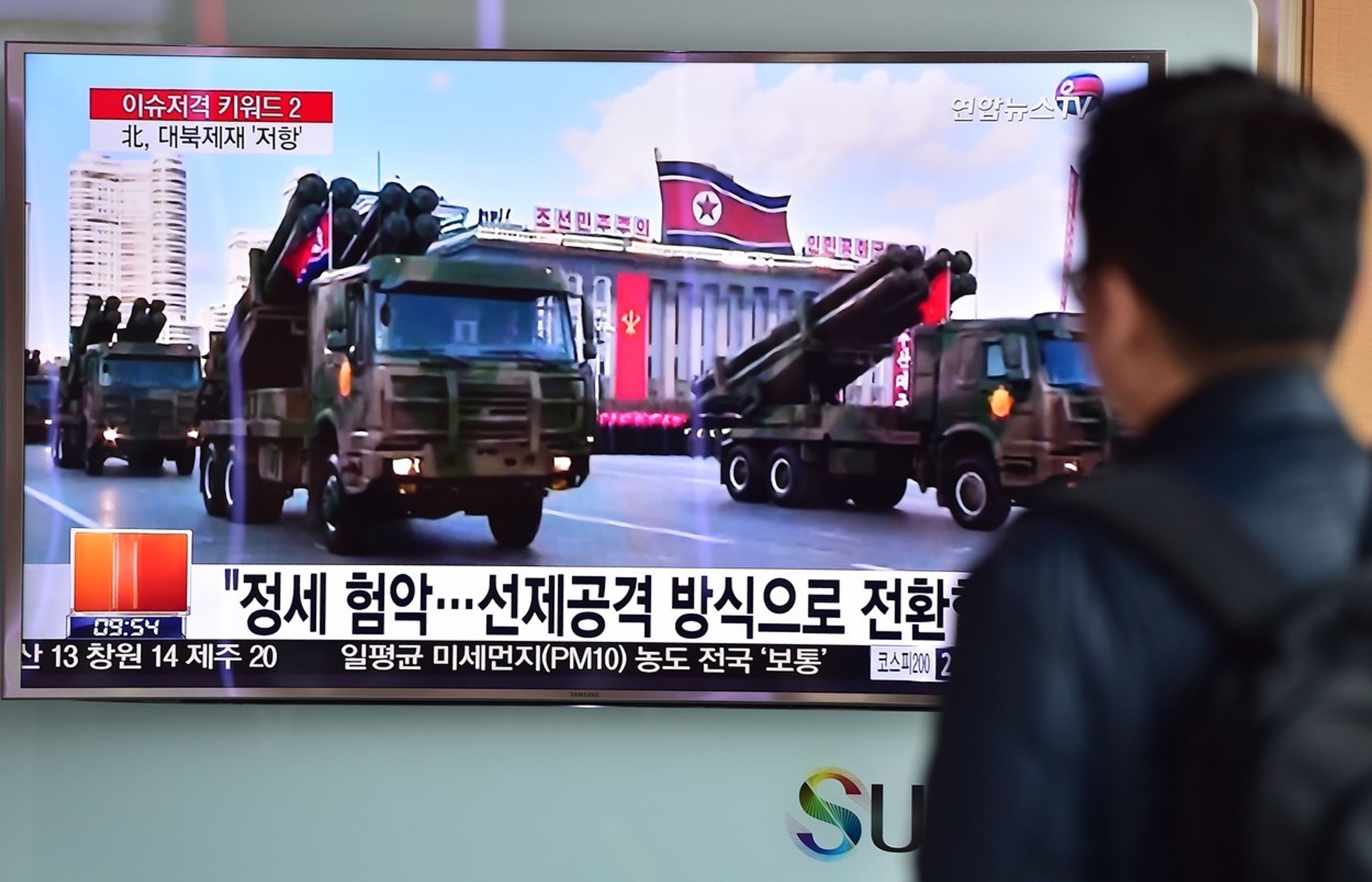 KLDR, Kim Čong-un a testy zbraní - 8 - GALERIE: KLDR, Kim Čong-un a testy zbraní (3/10)