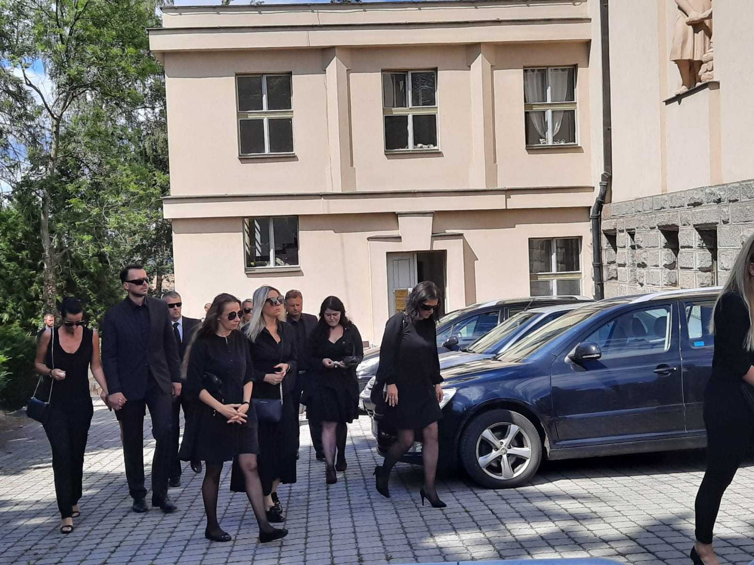 Pohřeb Mariana Čišovského - 4 - GALERIE: Pohřeb Marian Čišovského (13/13)