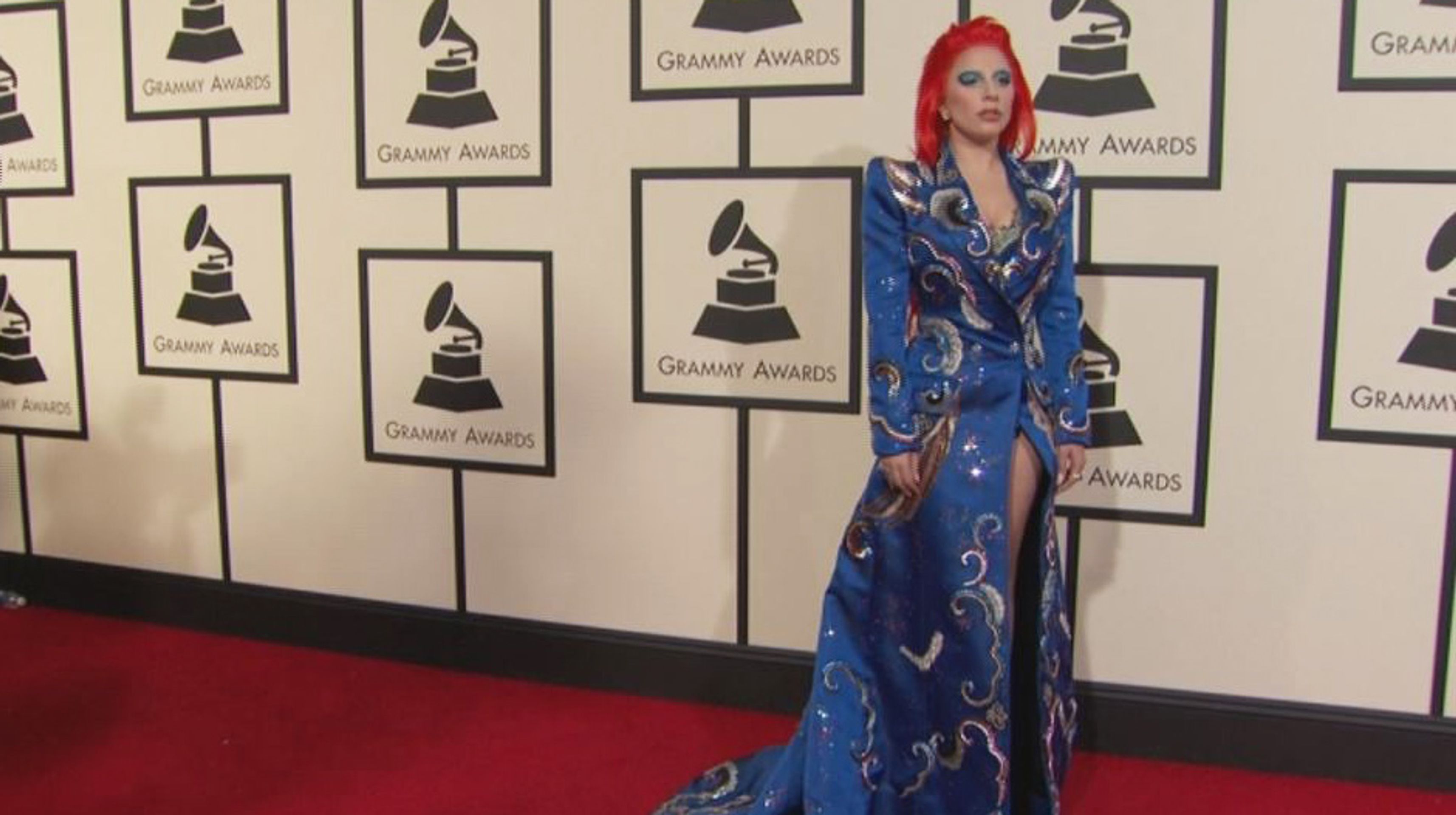 Móda na Grammy Awards 2016 - Lady Gaga - GALERIE: Móda na Grammy Awards 2016 (21/21)