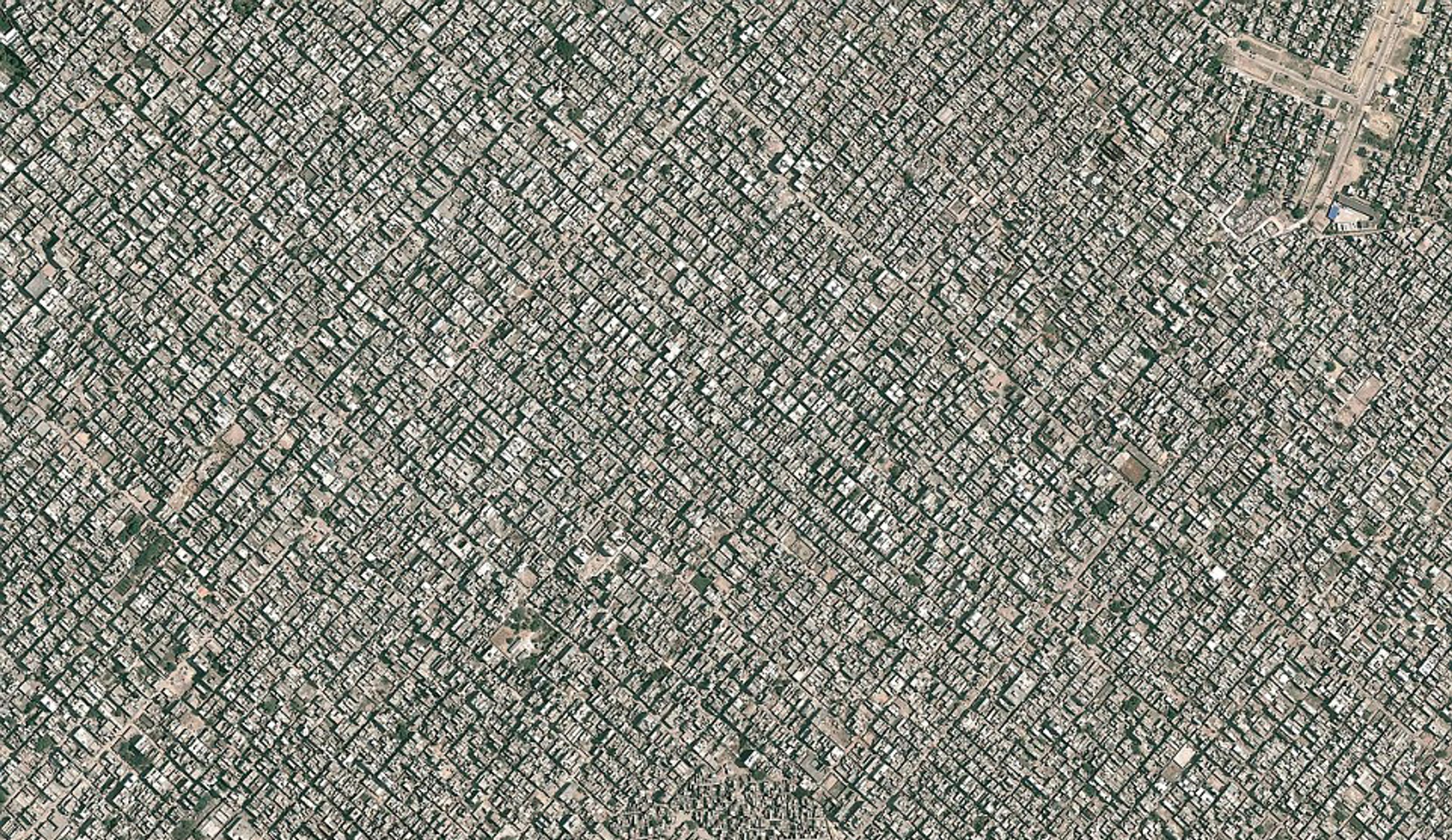 Fotografie znázorňující ničivé důsledky přelidnění - Letecký pohled na přelidněné New Delhi - Indie - GALERIE: Fotografie znázorňující ničivé důsledky přelidnění (19/28)