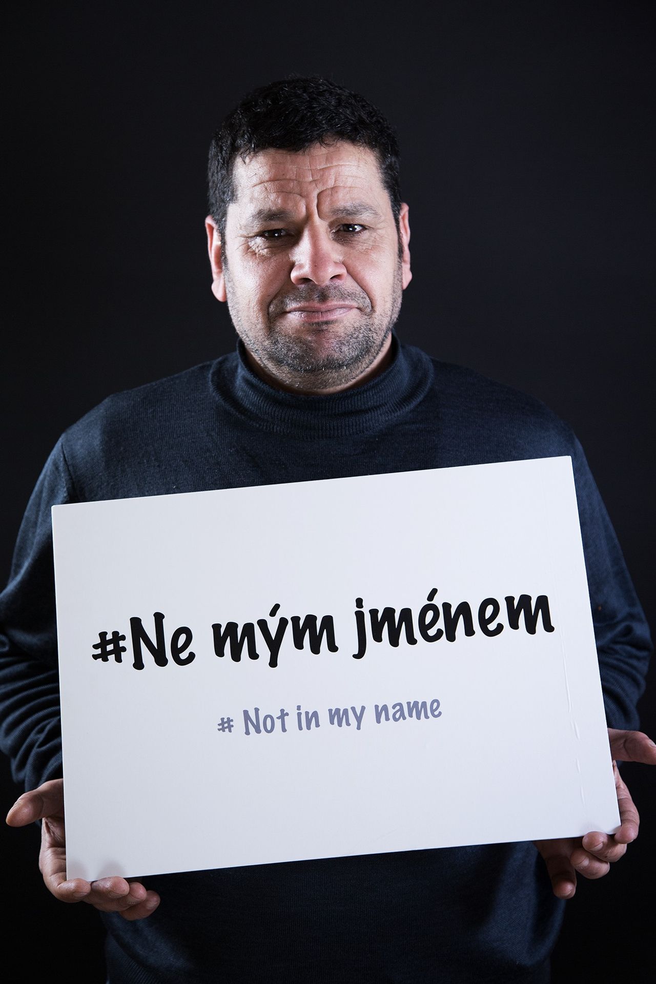 Ne mým jménem - 12 - GALERIE: Ne mým jménem (12/25)
