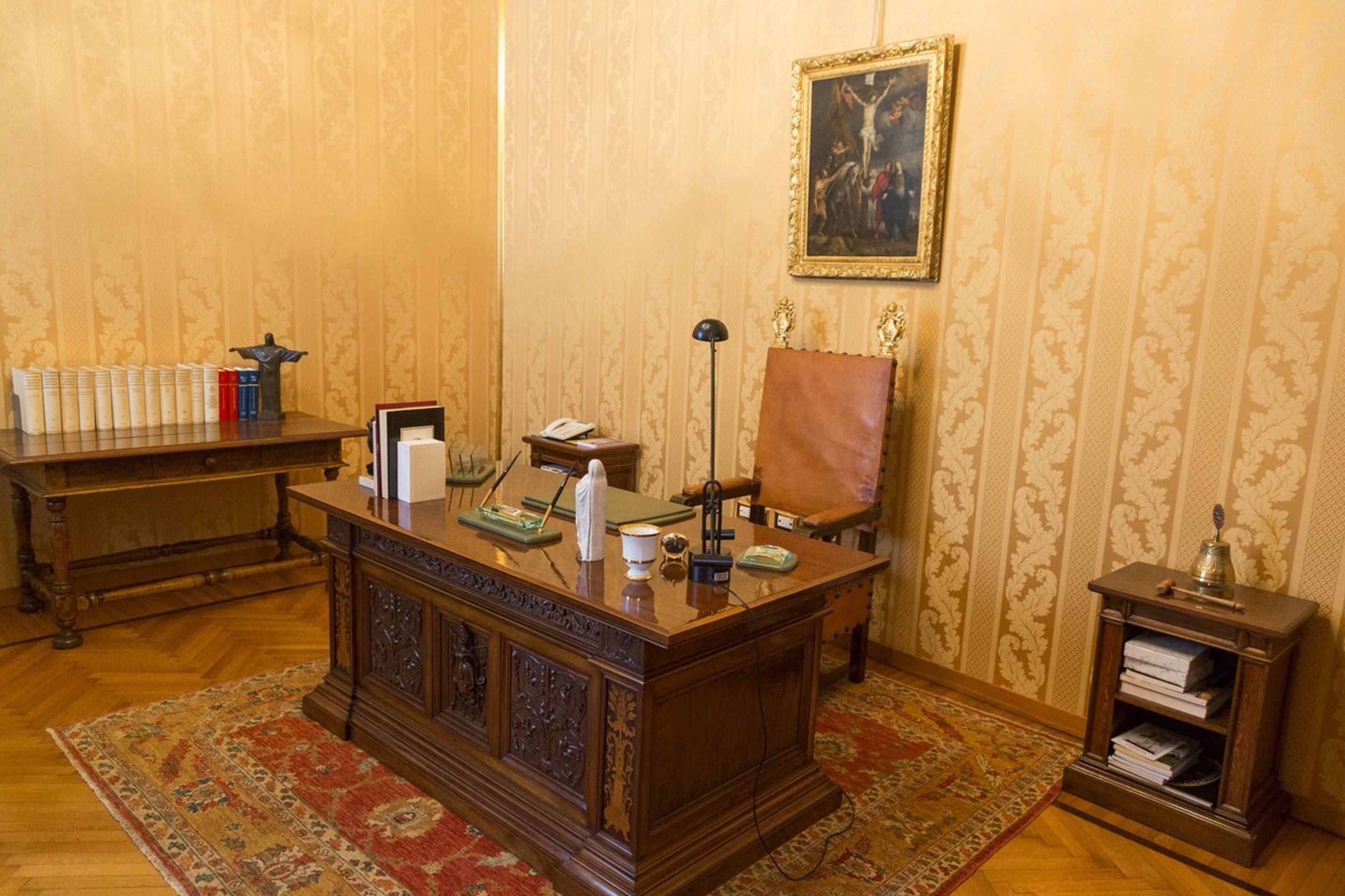 Papežský palác v Castel Gandolfo - 5 - GALERIE: Papežský palác v Castel Galdolfu (5/6)