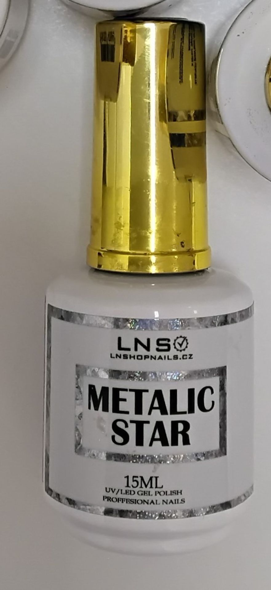 LNS – METALIC STAR GEL UV LED GEL POLISH PROFFESIONAL NAILS - Nebezpečná kosmetika (7/22)
