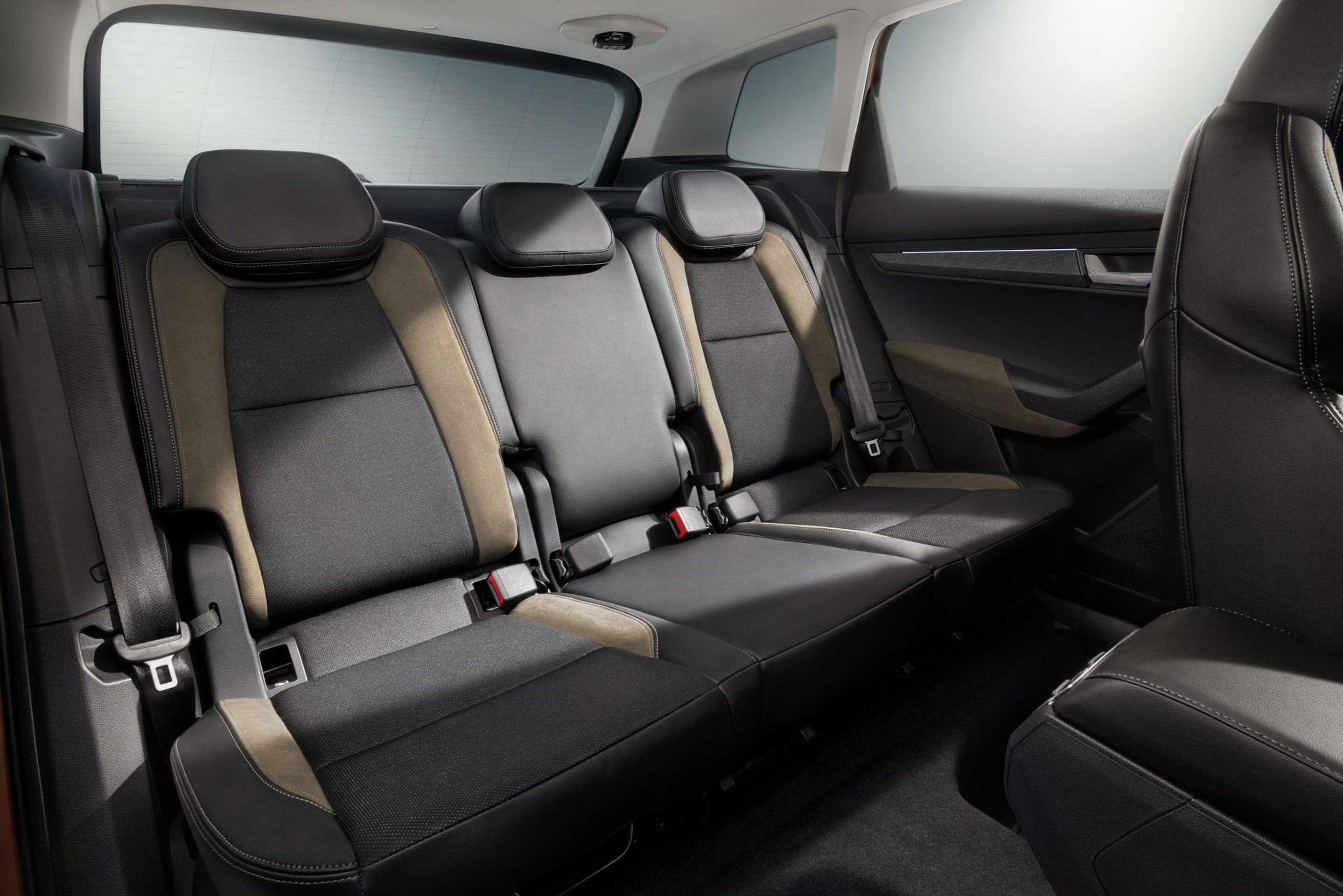 Modernizovaná Škoda Karoq - Modernizovaná Škoda Karoq a Karoq Sportline (10/32)