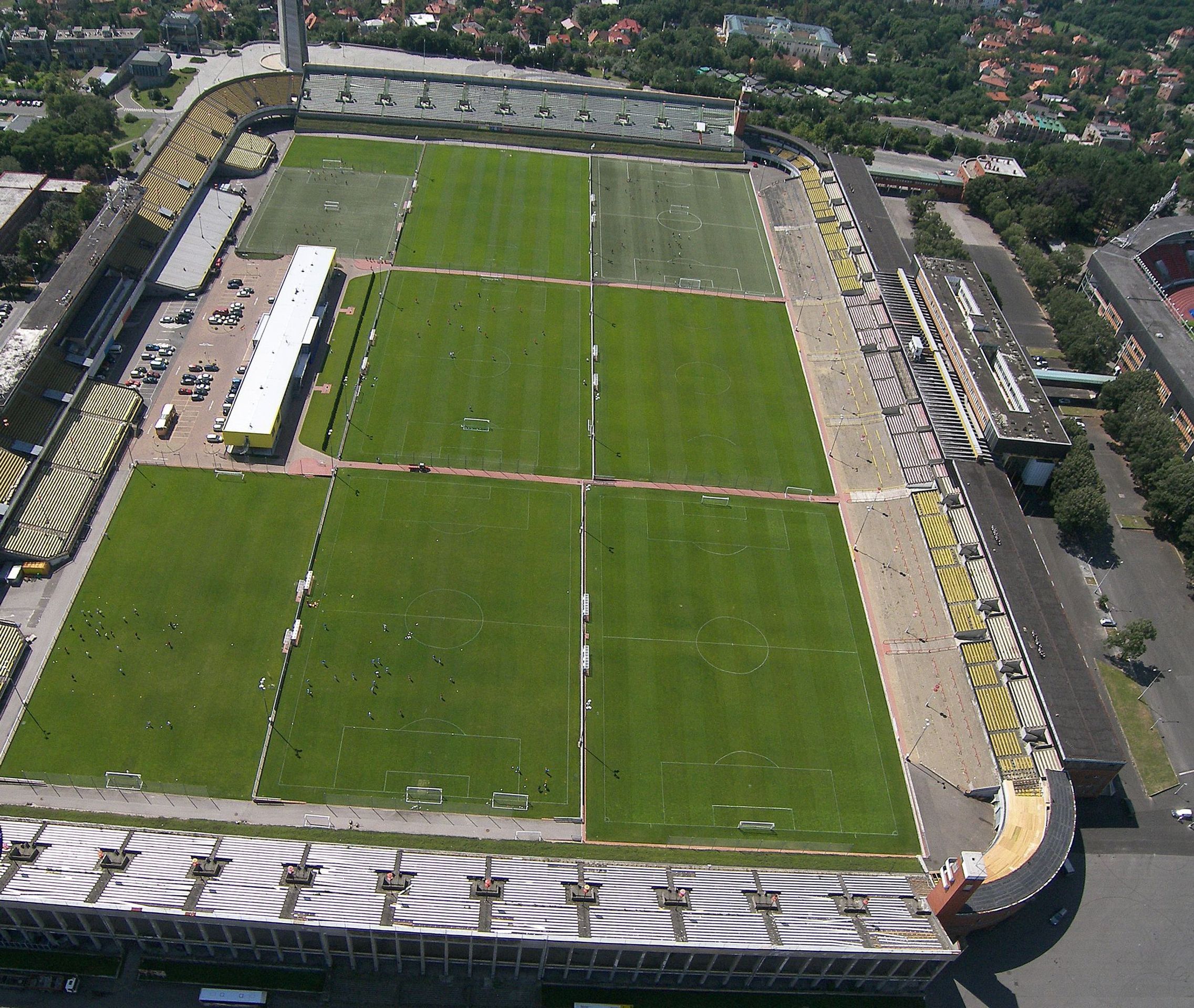 Strahovský stadion - 3 - GALERIE: Sportovní NEJ Česka (2/35)