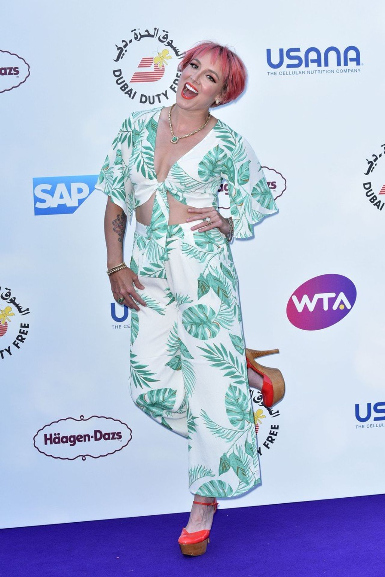 Bethanie Matteková-Sandsová - GALERIE: Tenistky dorazily na wimbledonskou party (4/6)