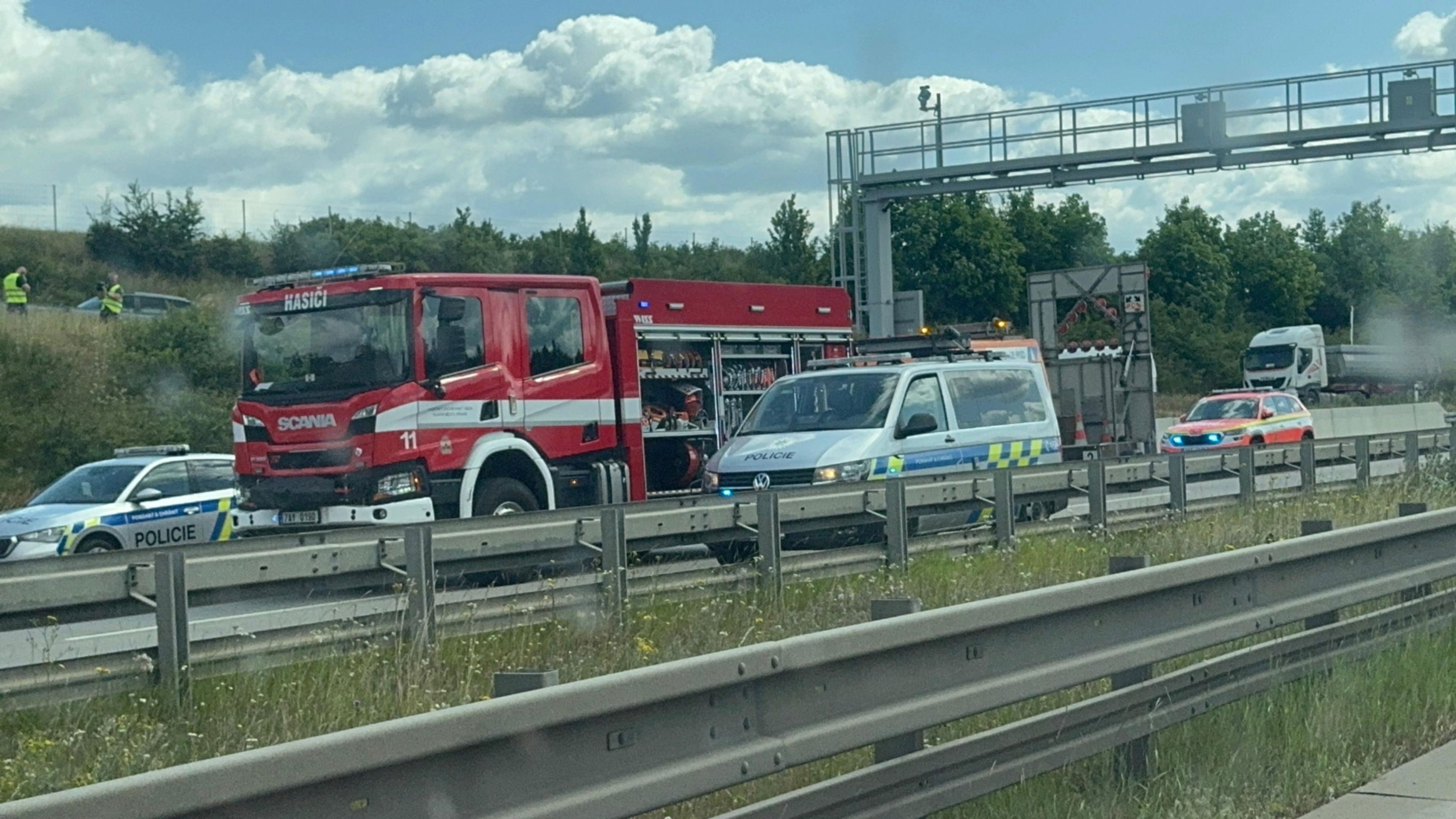 Dopravní nehoda na Pražském okruhu (3) - Dopravní nehoda na Pražském okruhu (7/9)