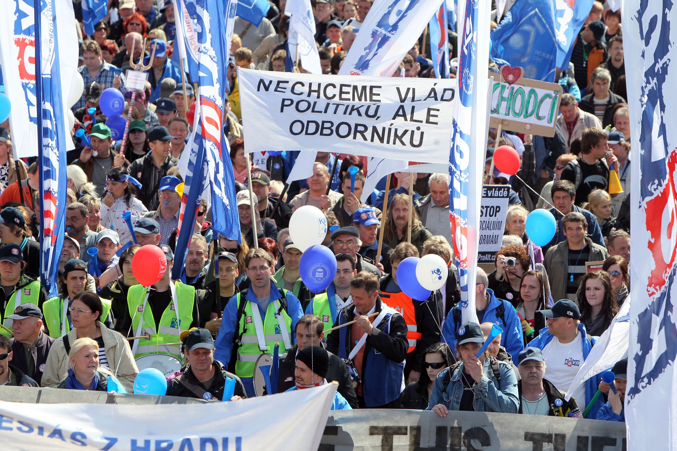 Demonstrace proti vládním reformám v Praze - 6 - Demonstrace proti vládním reformám v Praze (15/23)