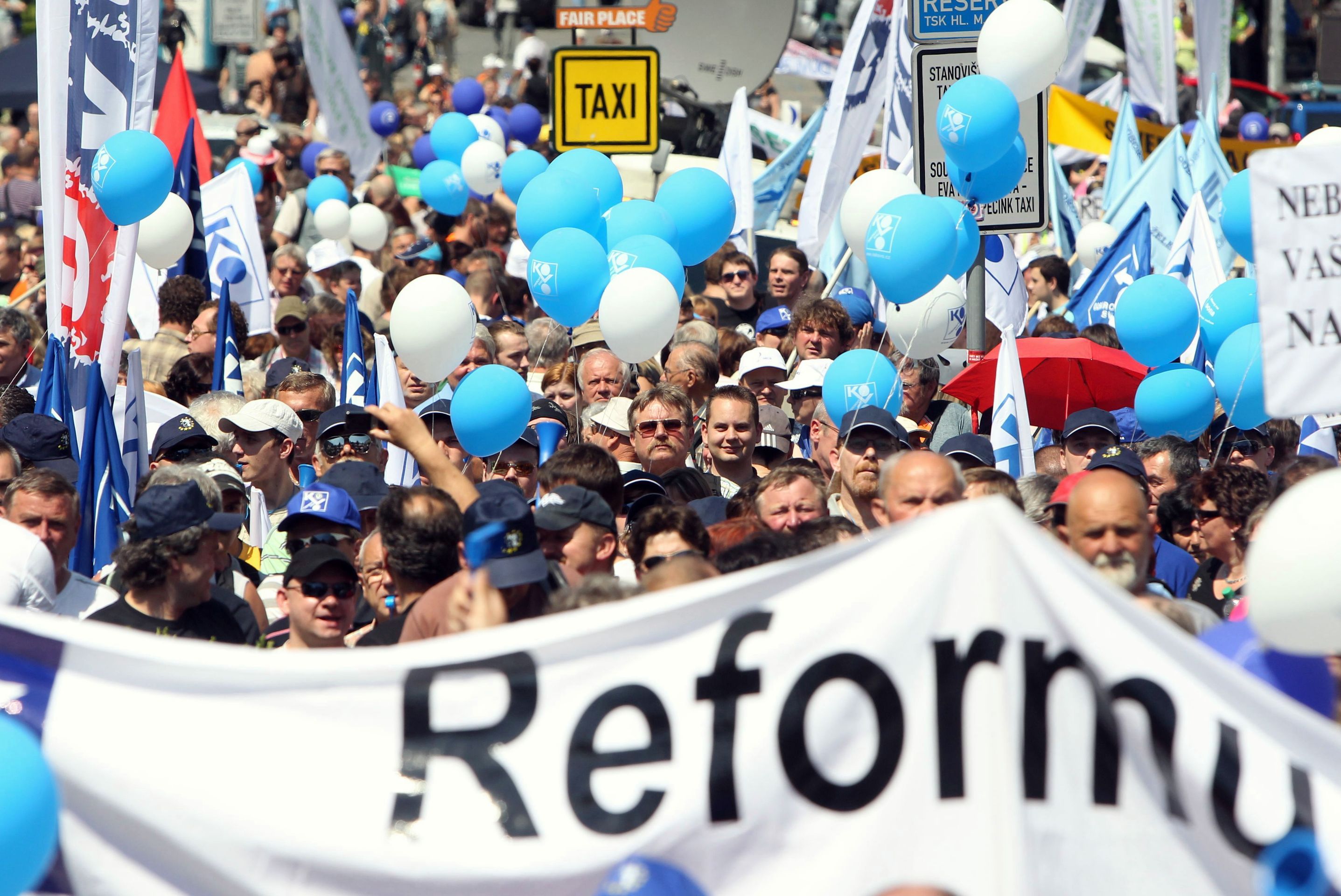 Demonstrace odborů proti reformám na Václavském náměstí - 12 - GALERIE: Odbory demonstrují na Václavském náměstí (11/12)