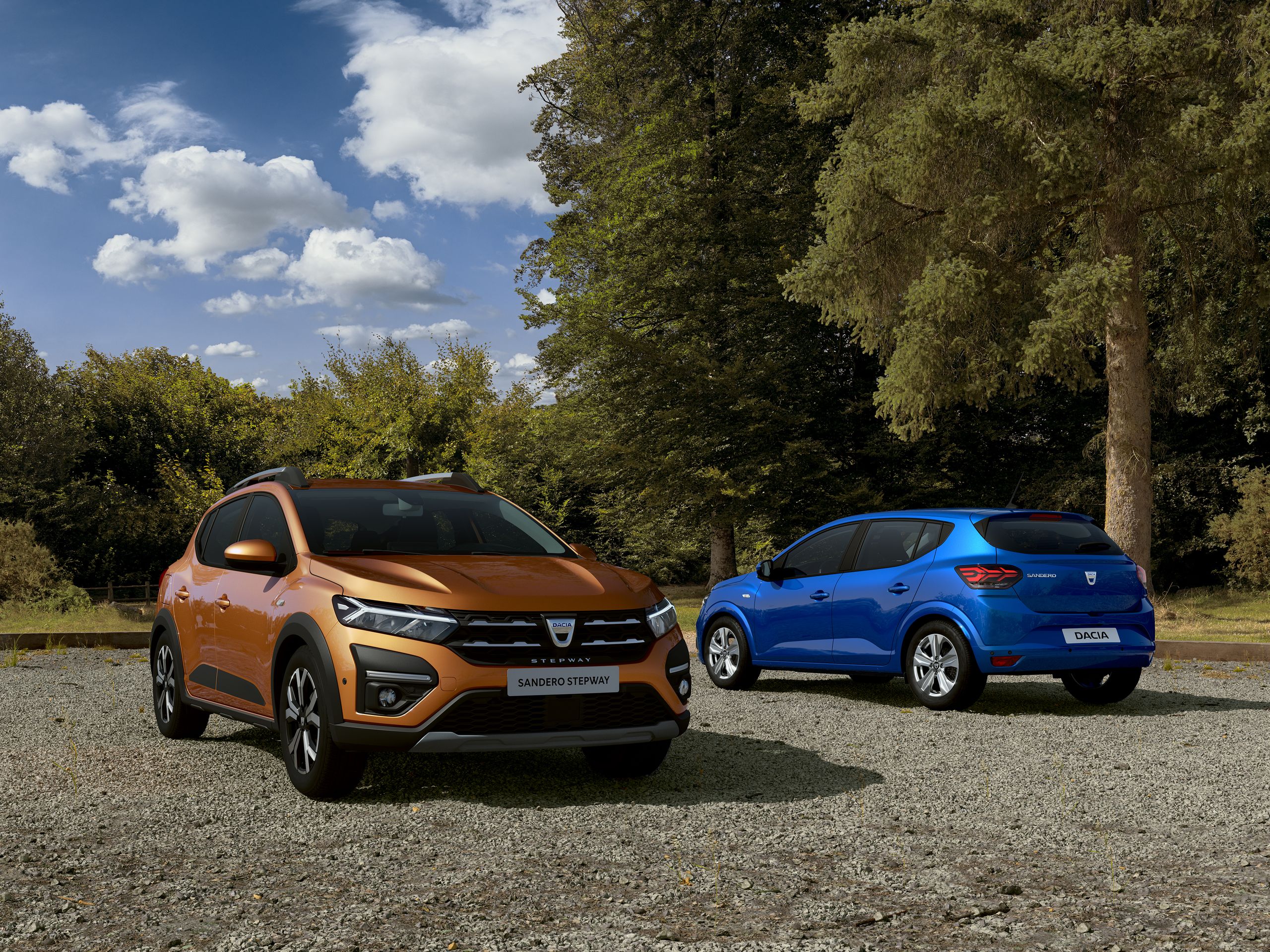 Nová generace modelů Dacia Logan, Sandero a Sandero Stepway - 27 - Fotogalerie: Dacia ukázala novou generaci tří stěžejních modelů (2/23)