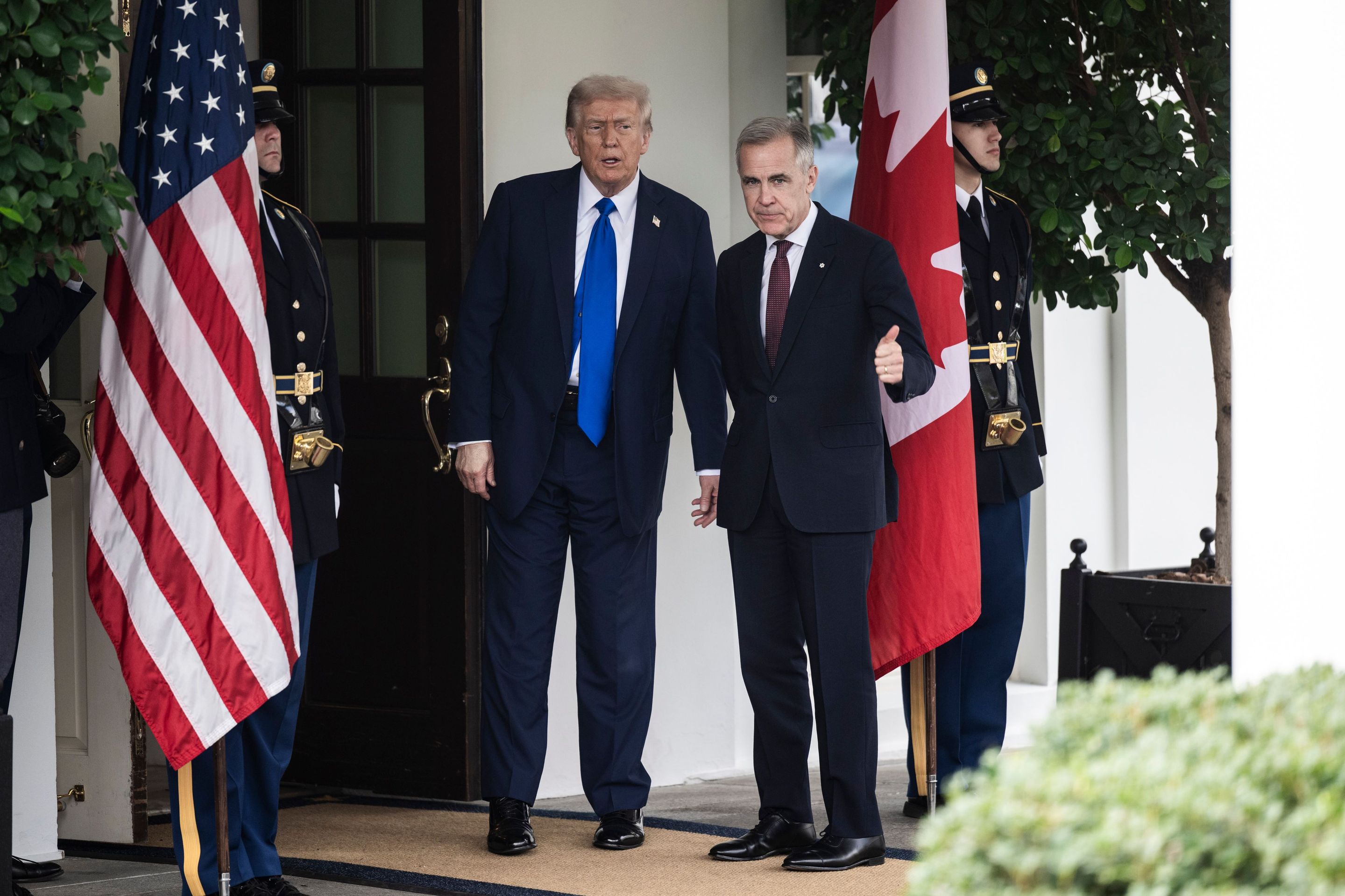 Donald Trump - Donald Trump (1/4)