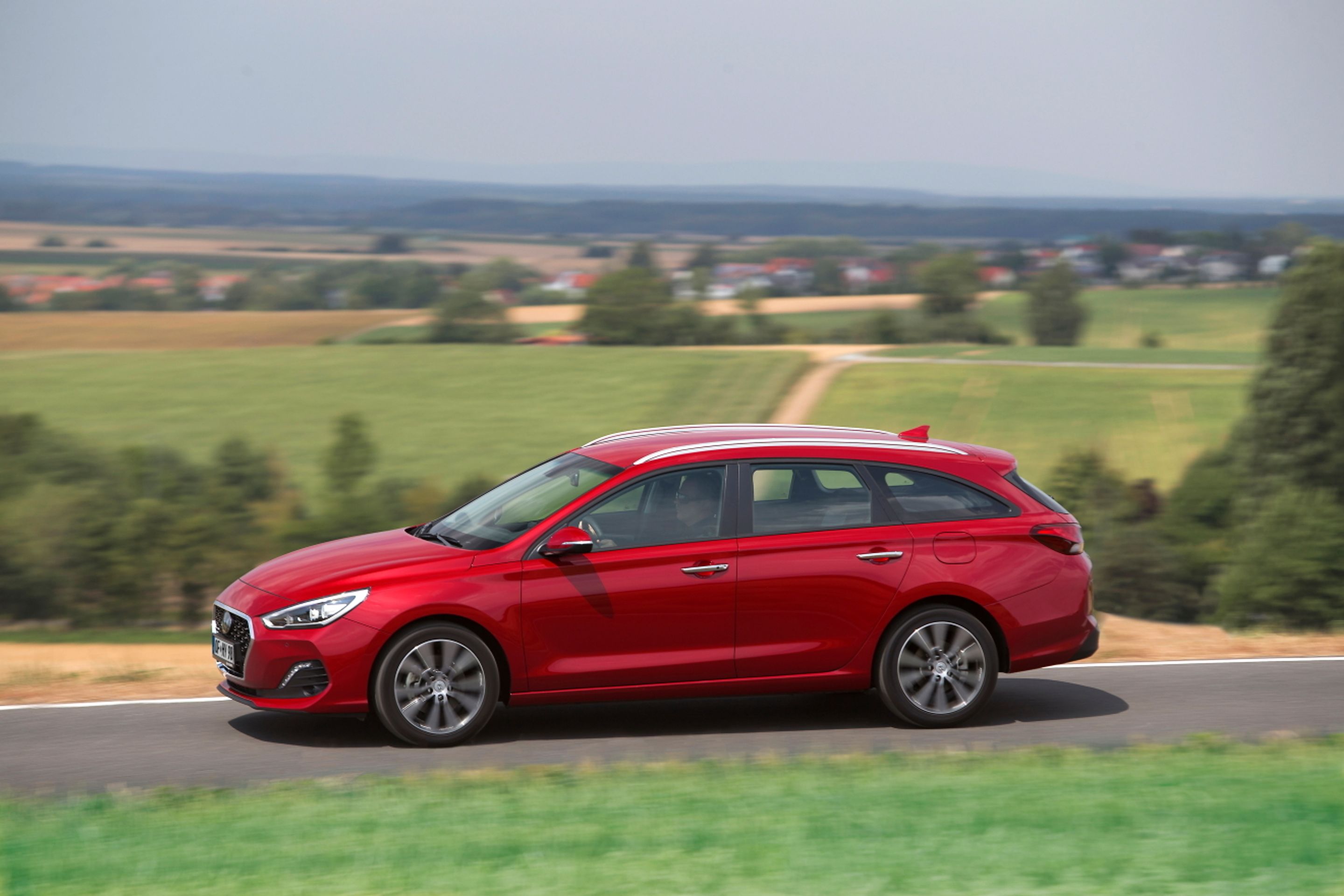 Hyundai i30 po modernizaci - 6 - Fotogalerie: Vozy Hyundai i30 prošly modernizací (16/20)