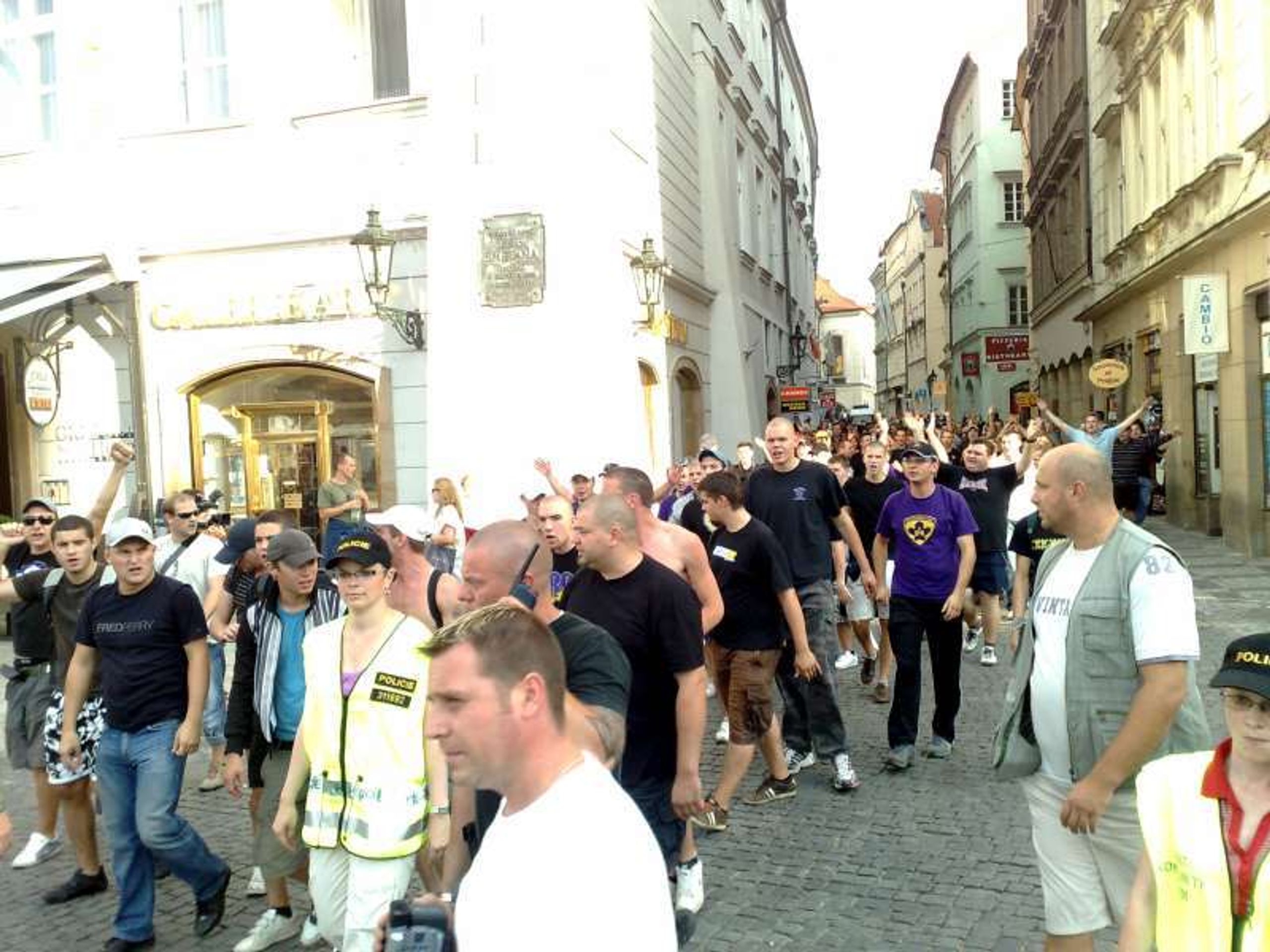 Fanoušci Mariboru v centru Prahy - Fotogalerie: Fanoušci Mariboru v Praze (1/1)