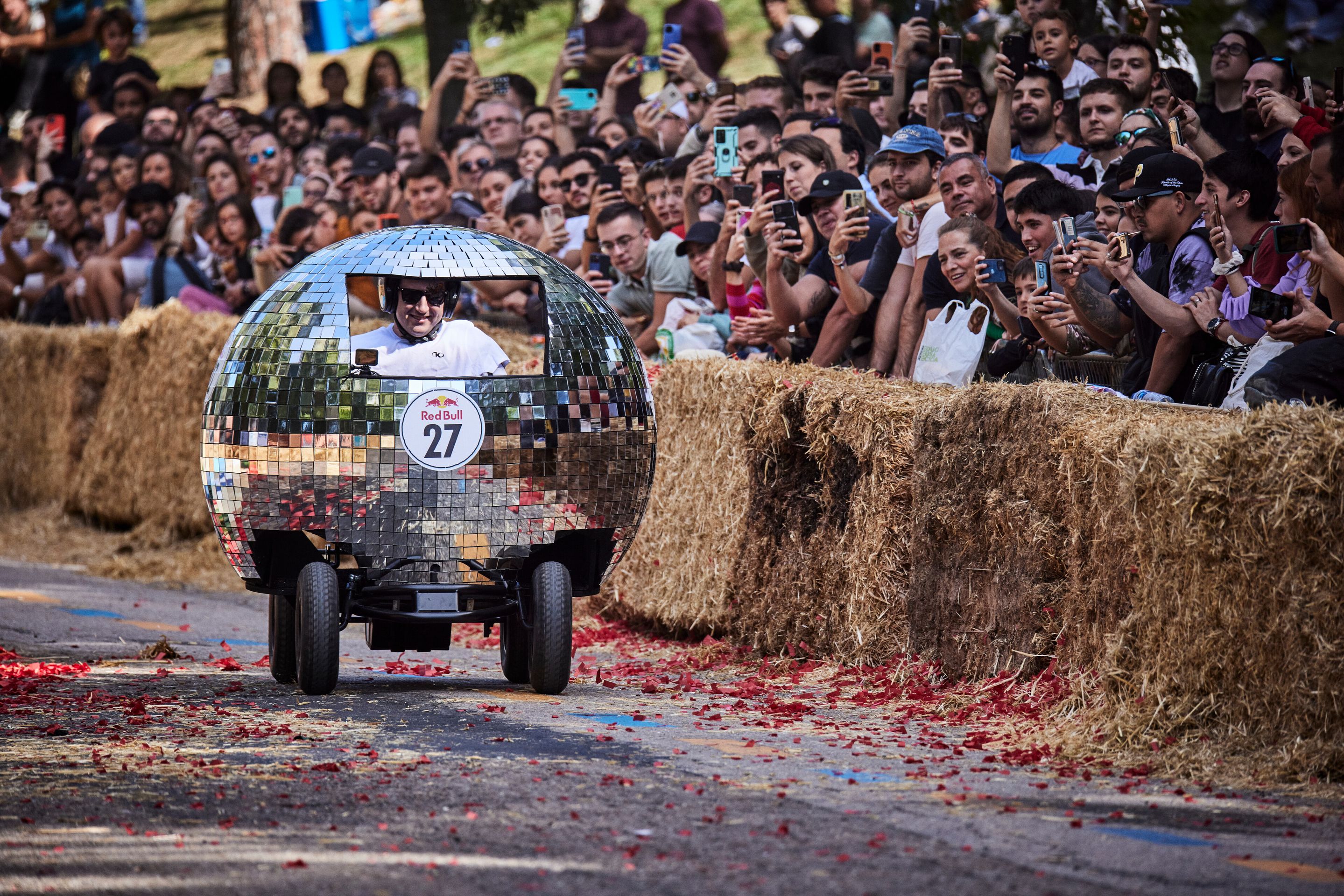 Red Bull _Káry_Foto_ Red Bull ContentPool4 - Red Bull káry III (6/12)