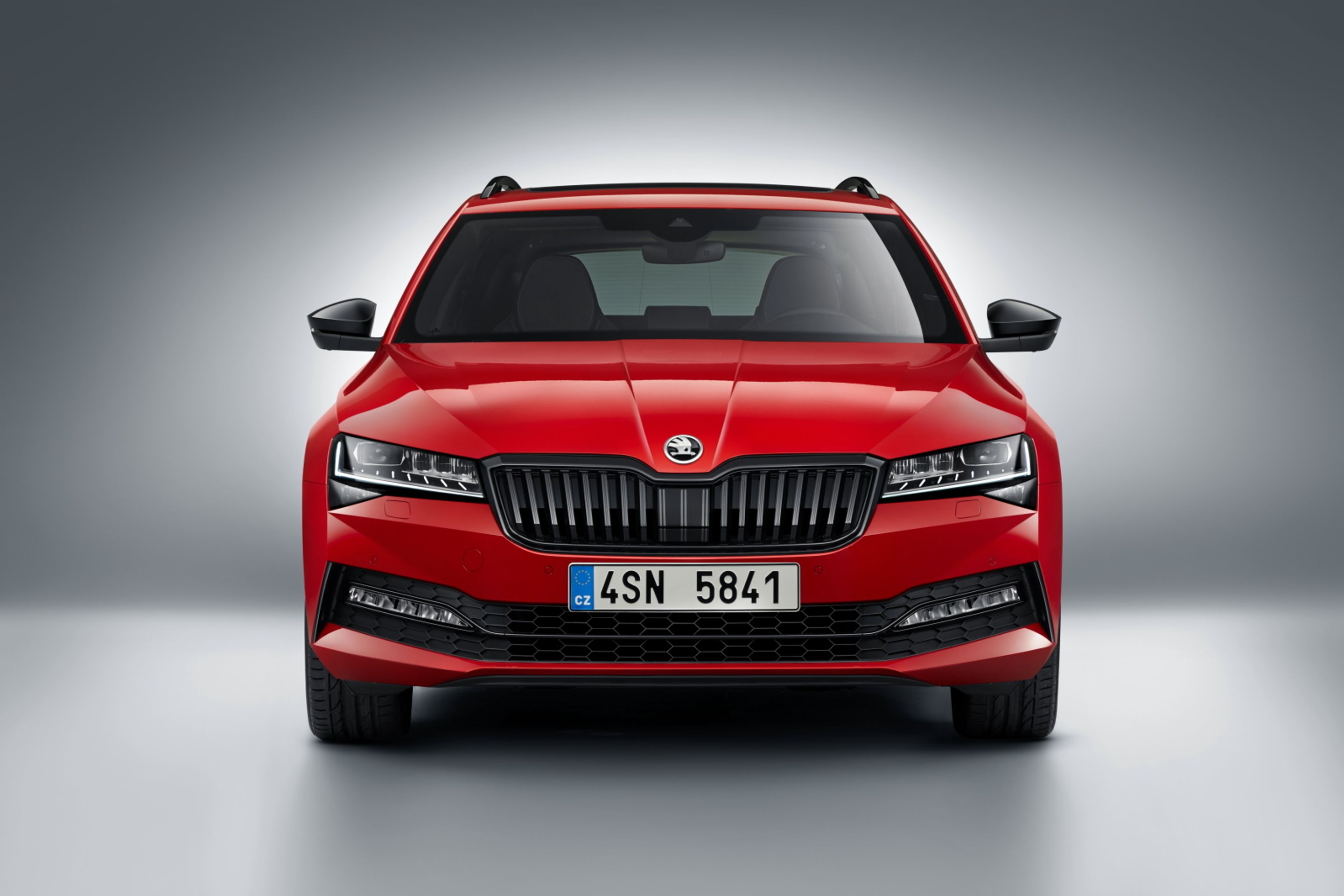 Škoda Superb Sportline - 6 - Fotogalerie: Modernizovaná Škoda Superb (21/25)