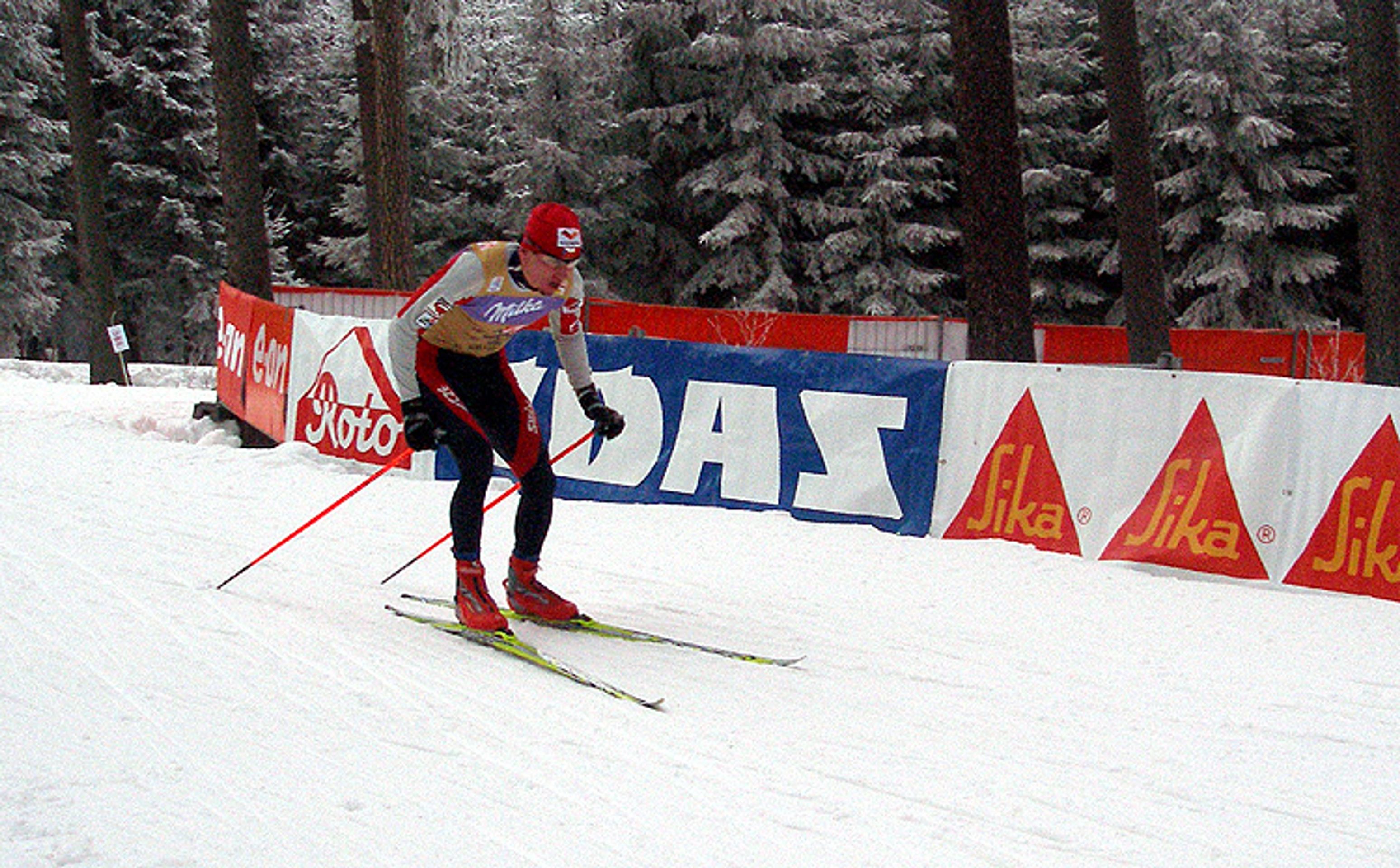 Lukáš Bauer na trati - Bauer zvítězil v Novém Městě i dnes a vede Tour de Ski (9/12)
