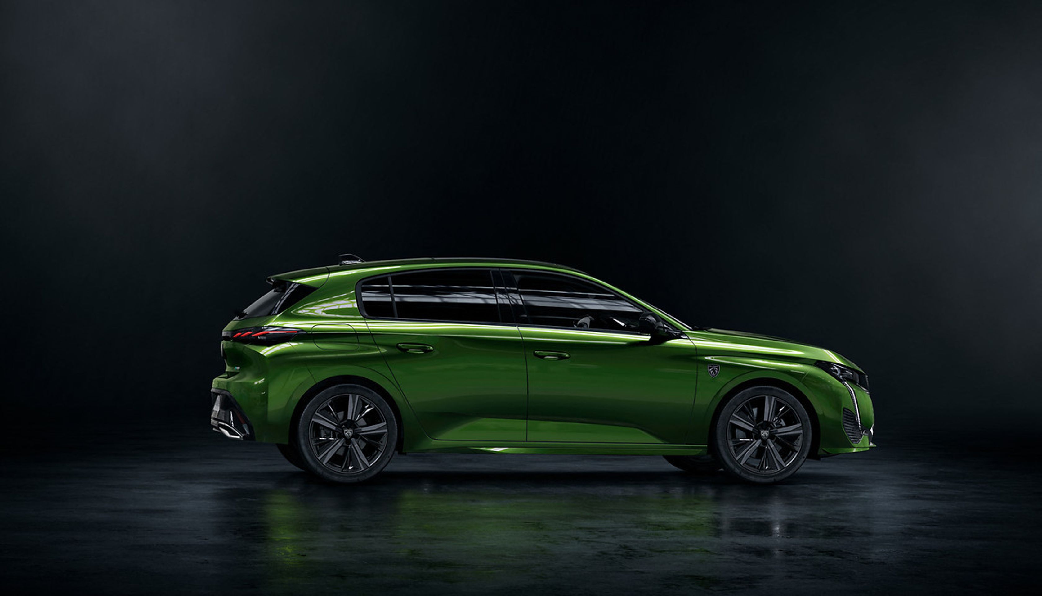 Peugeot 308 - 25 - Fotogalerie: Třetí generace populárního Peugeotu 308 (14/16)