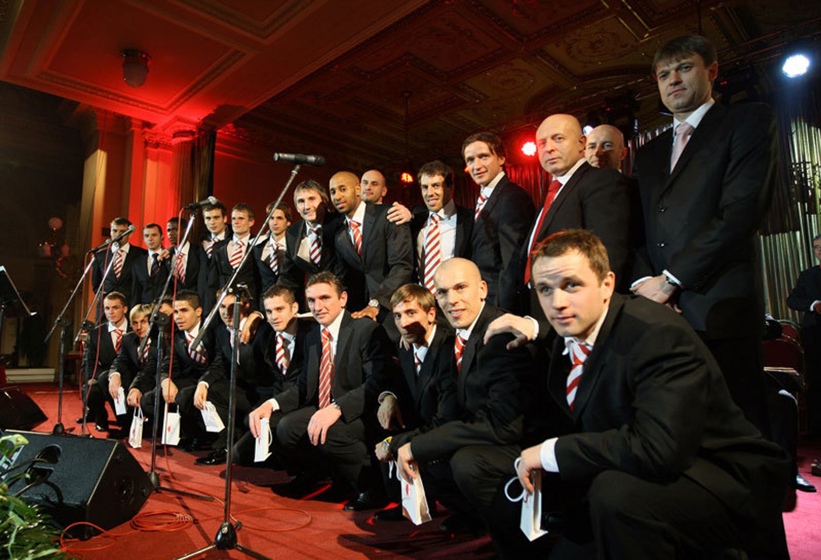 Ples Slavia - GALERIE: Ples Slavie Praha (1/8)
