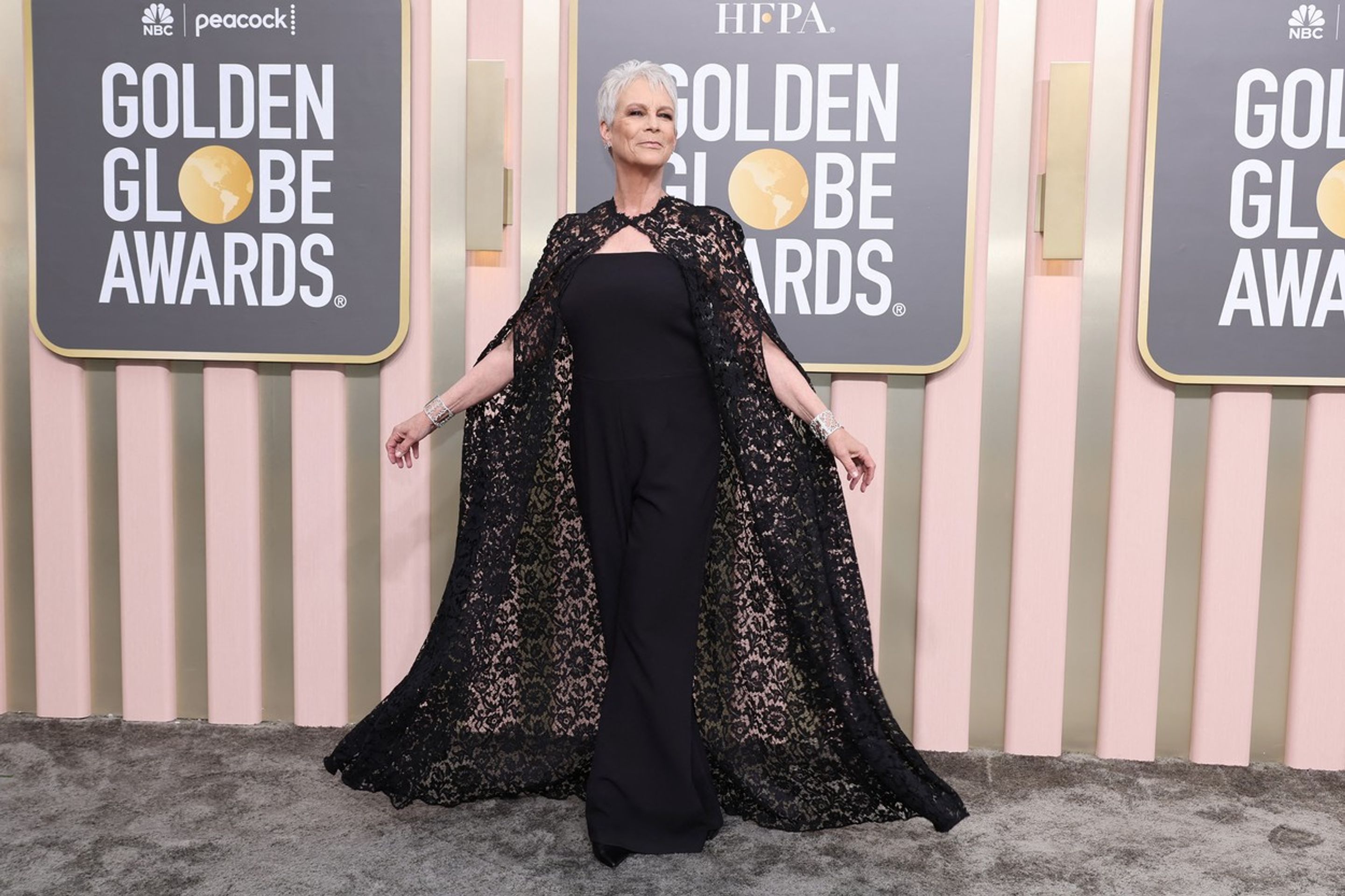 Jamie Lee Curtis - Zlaté glóby 2023 (7/10)