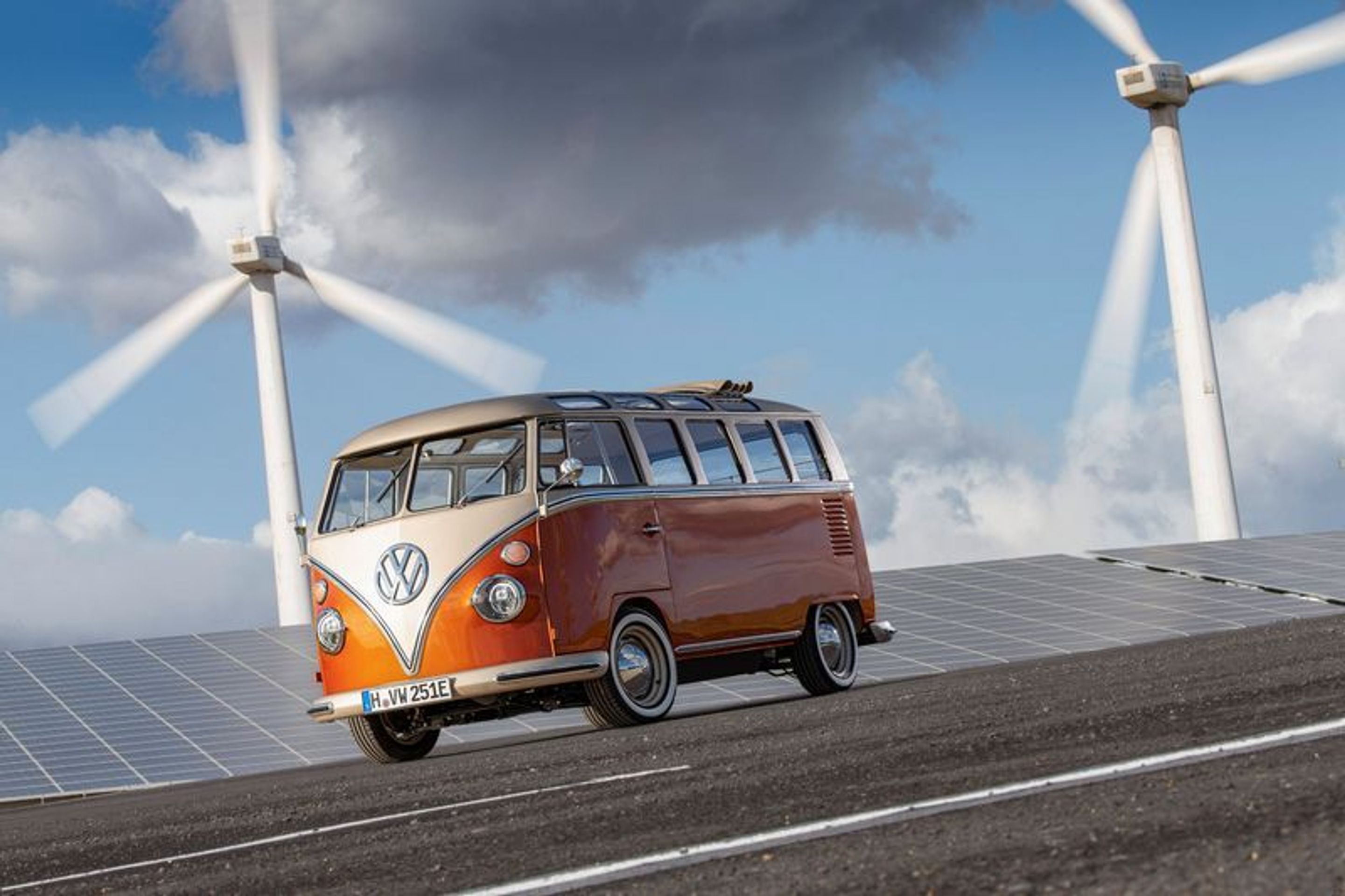 VW e-Bulli - 22 - Fotogalerie: Moderní verze legendárního VW Bulli (2/14)
