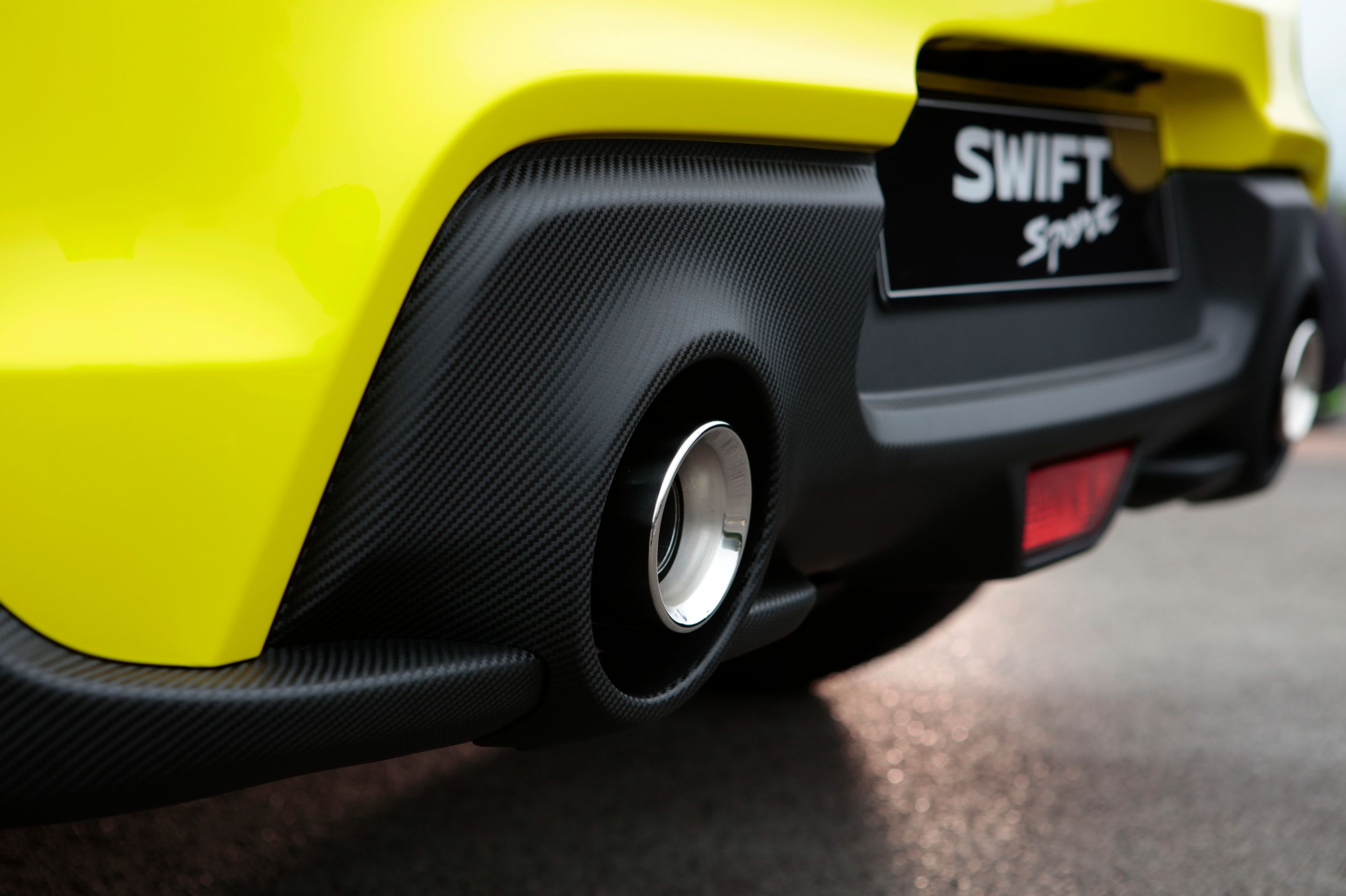 Suzuki Swift Sport - 32 - Fotogalerie: Ostrý prcek Suzuki Swift Sport (4/22)