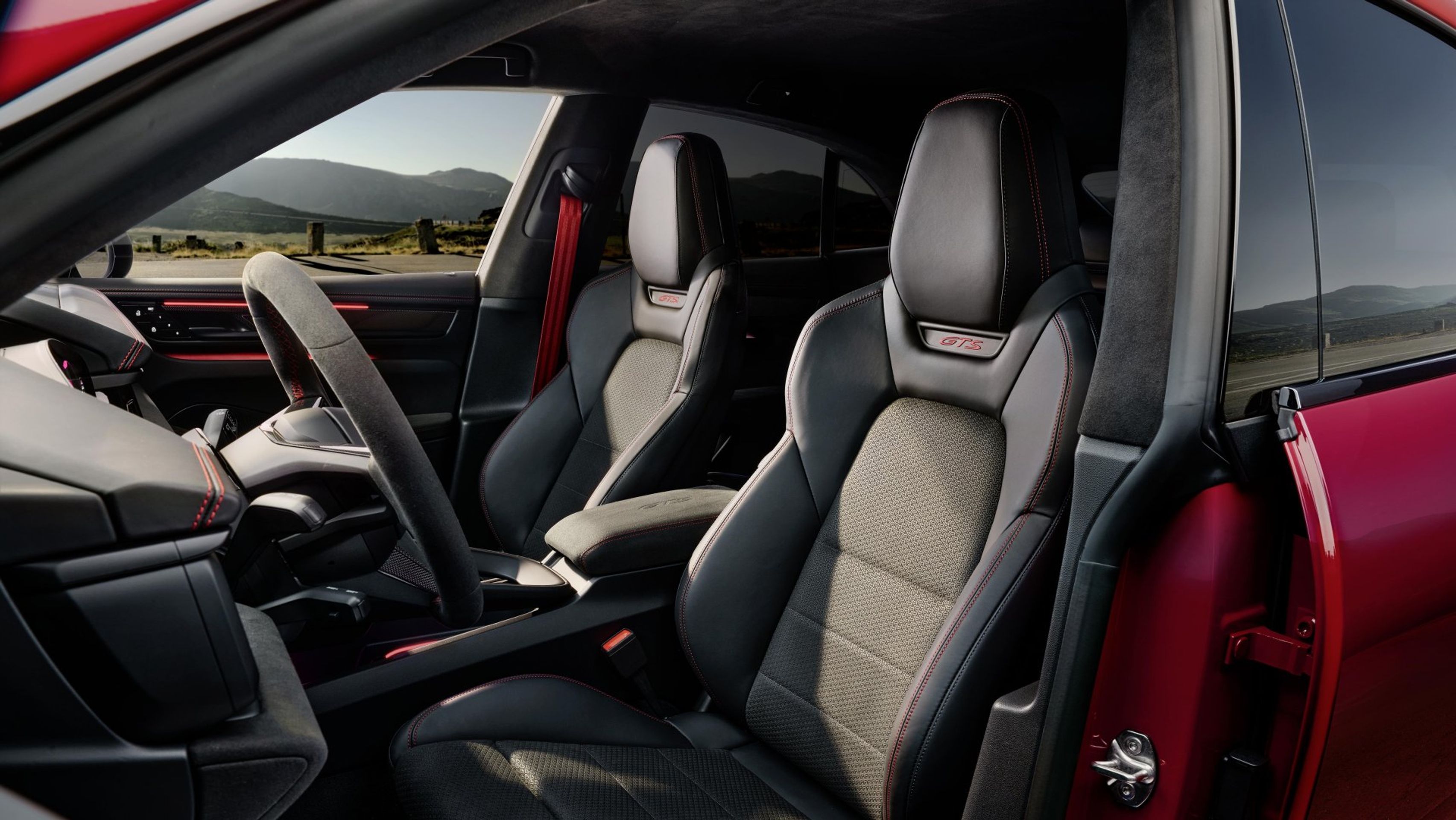 Porsche Macan GTS - Porsche Macan GTS (2/13)