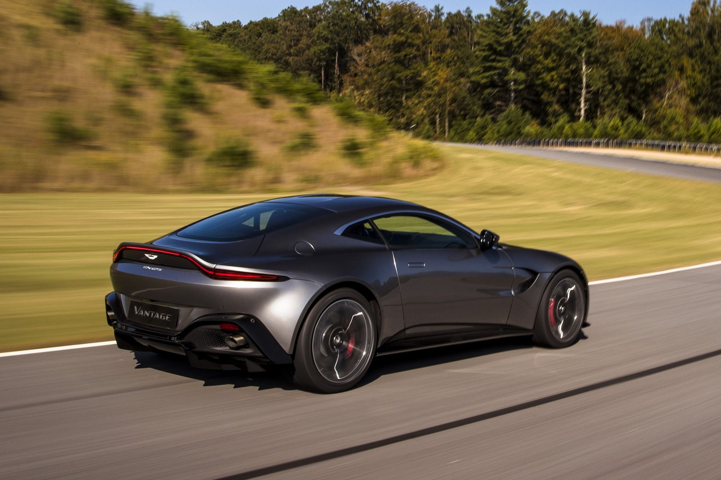 Aston Martin - 55 - FOTOGALERIE: Aston Martin V8 Vantage (18/36)