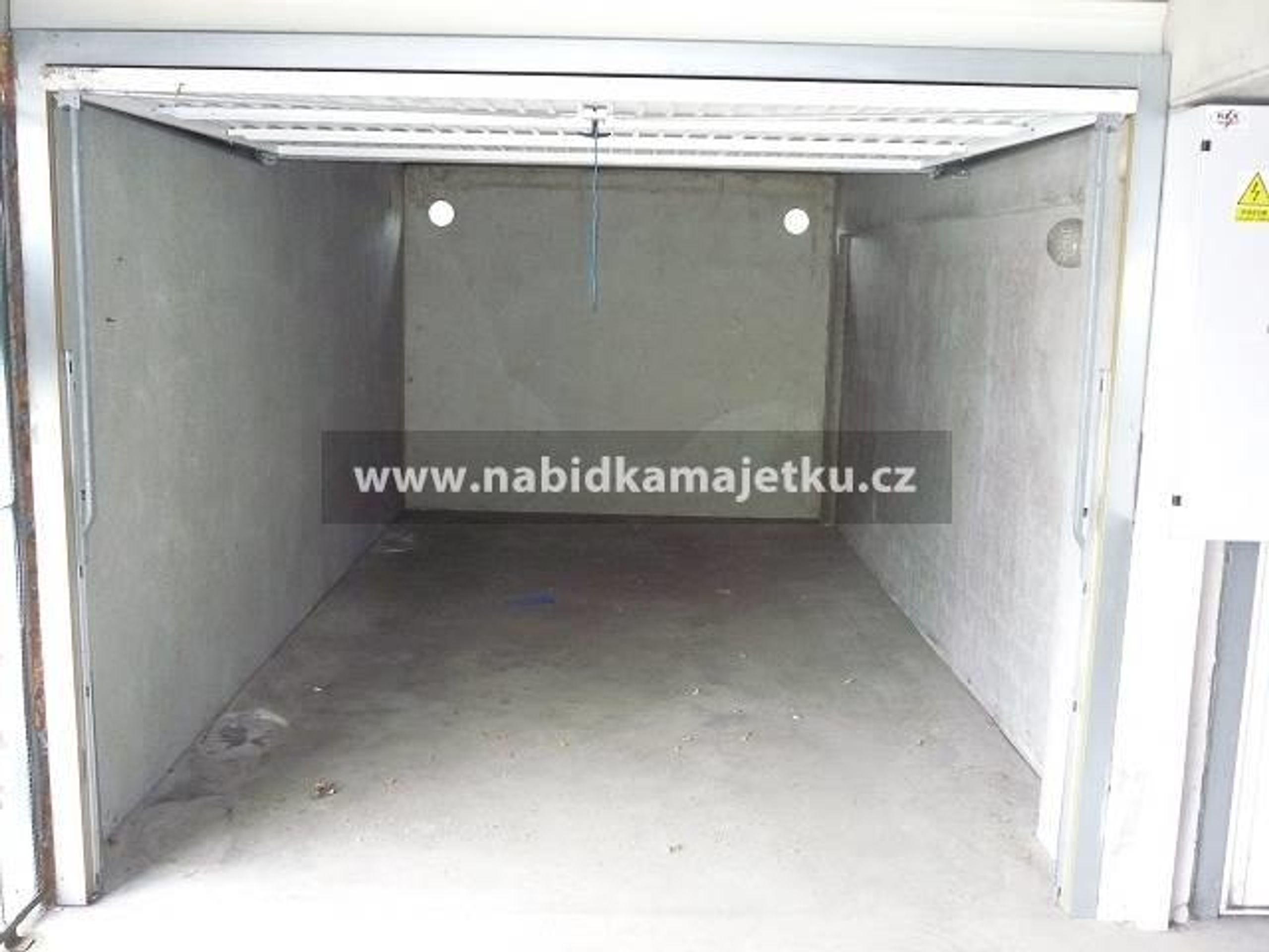 Prodej majetku Garáž, České Budějovice (1) - Nabídka majetku státu (101/115)