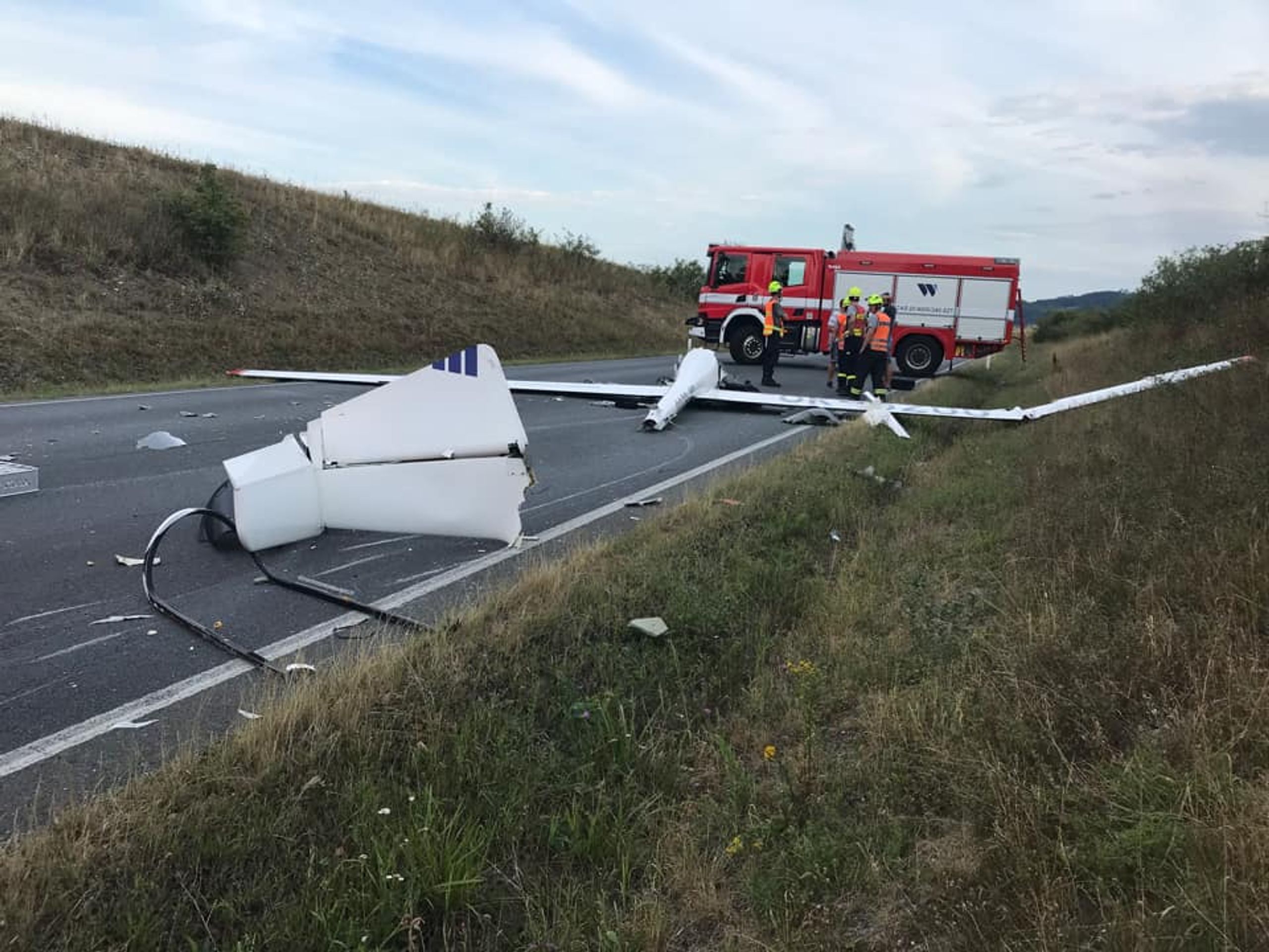Pád letadla u Rokycan - Pád bezmotorového letadla (5/11)