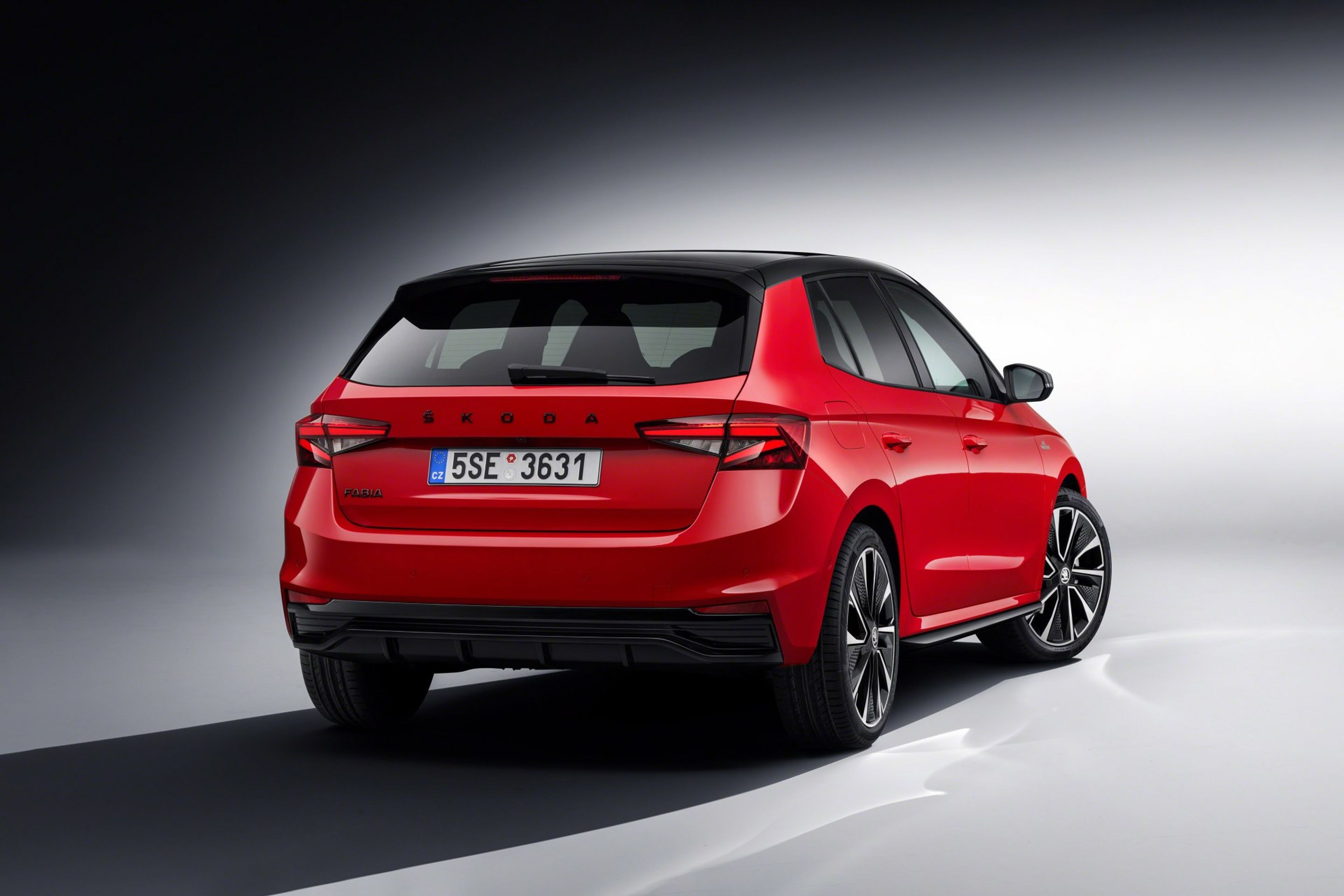 Škoda Fabia Monte Carlo - Fabia dostala sportovnější střih. Prohlédněte si verzi Monte Carlo (8/11)